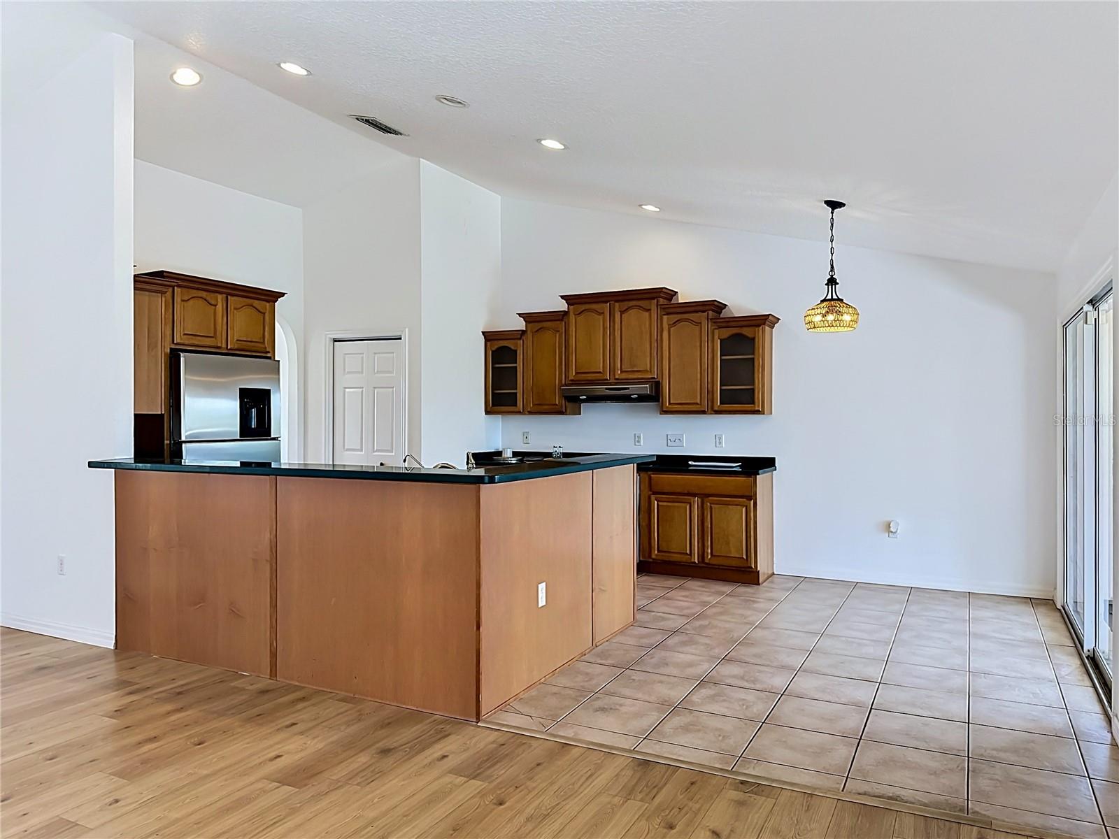 624 KINGSTON CT, APOLLO BEACH, FL, 33572