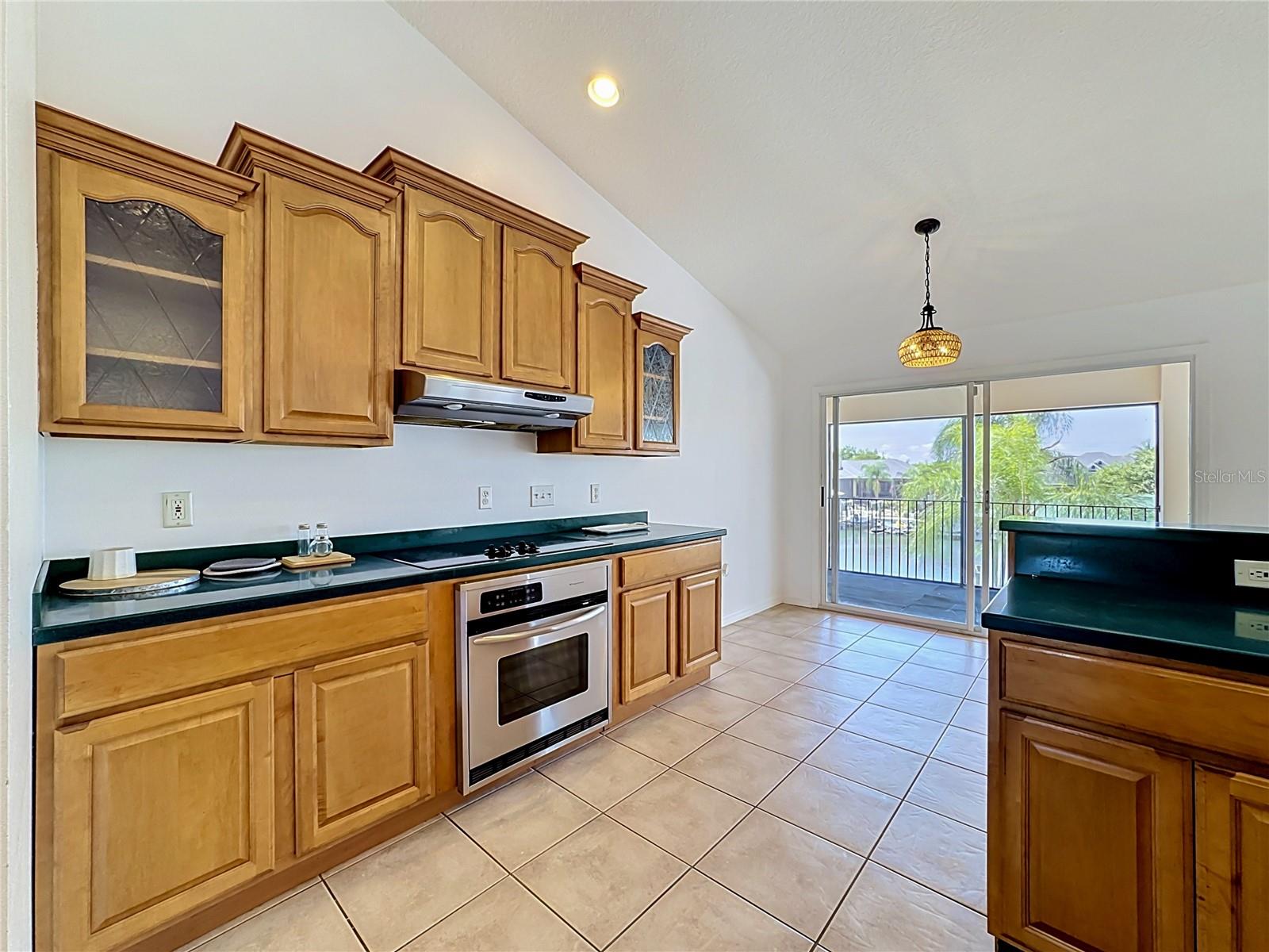 624 KINGSTON CT, APOLLO BEACH, FL, 33572