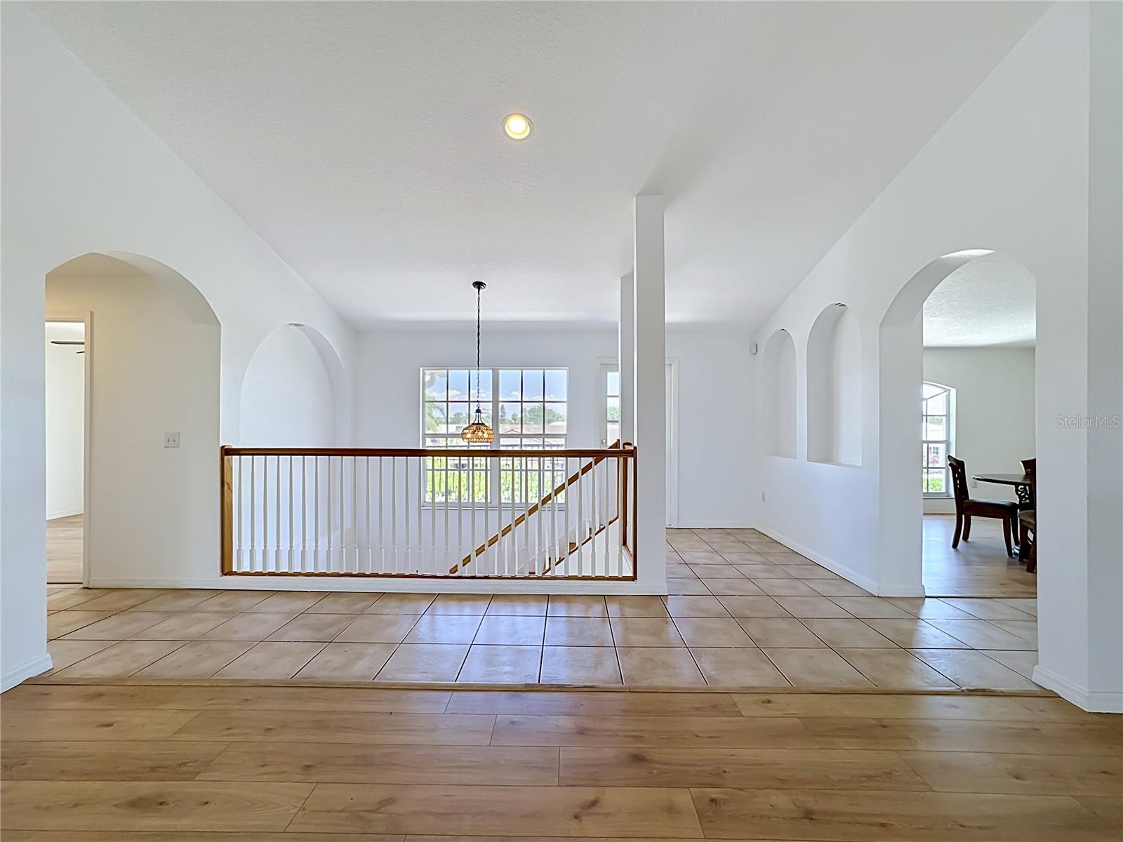 624 KINGSTON CT, APOLLO BEACH, FL, 33572