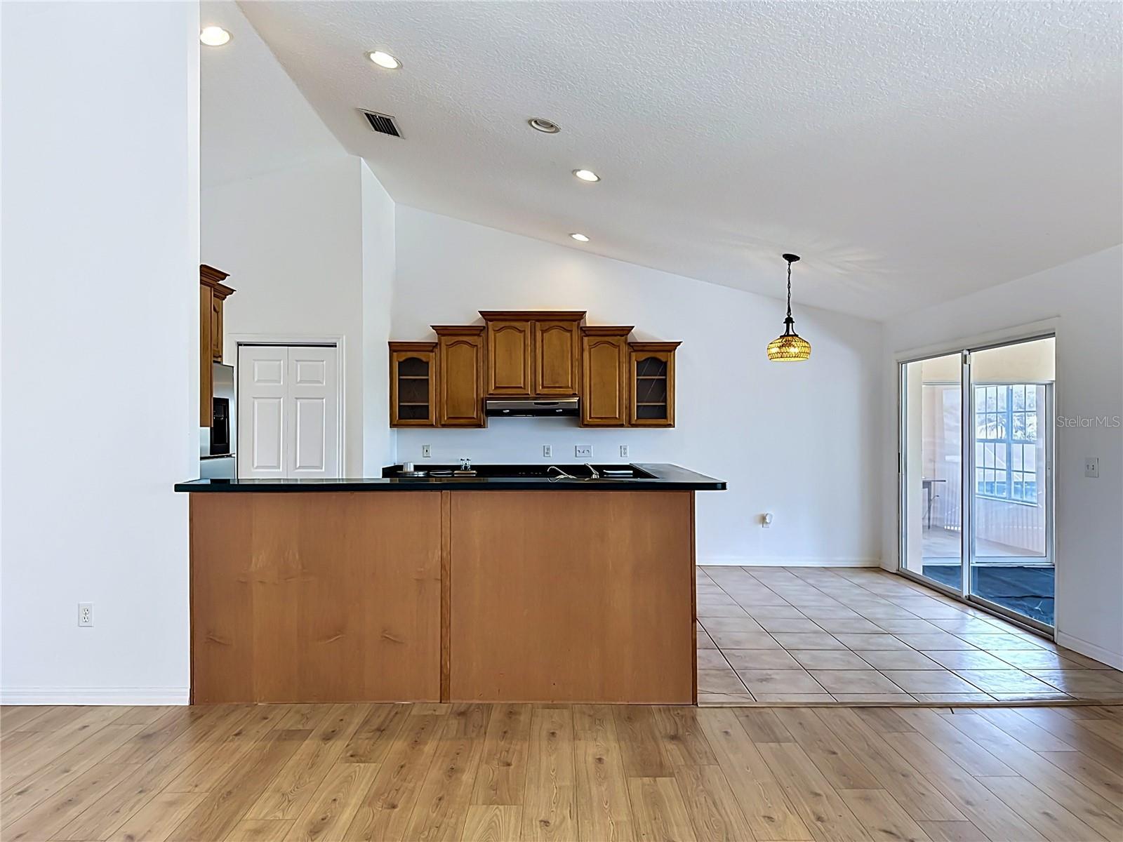624 KINGSTON CT, APOLLO BEACH, FL, 33572