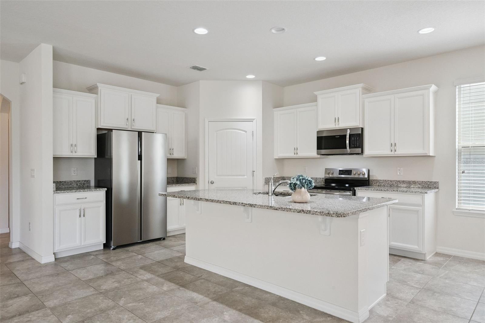 16031 PEBBLE BLUFF LOOP, WINTER GARDEN, FL, 34787