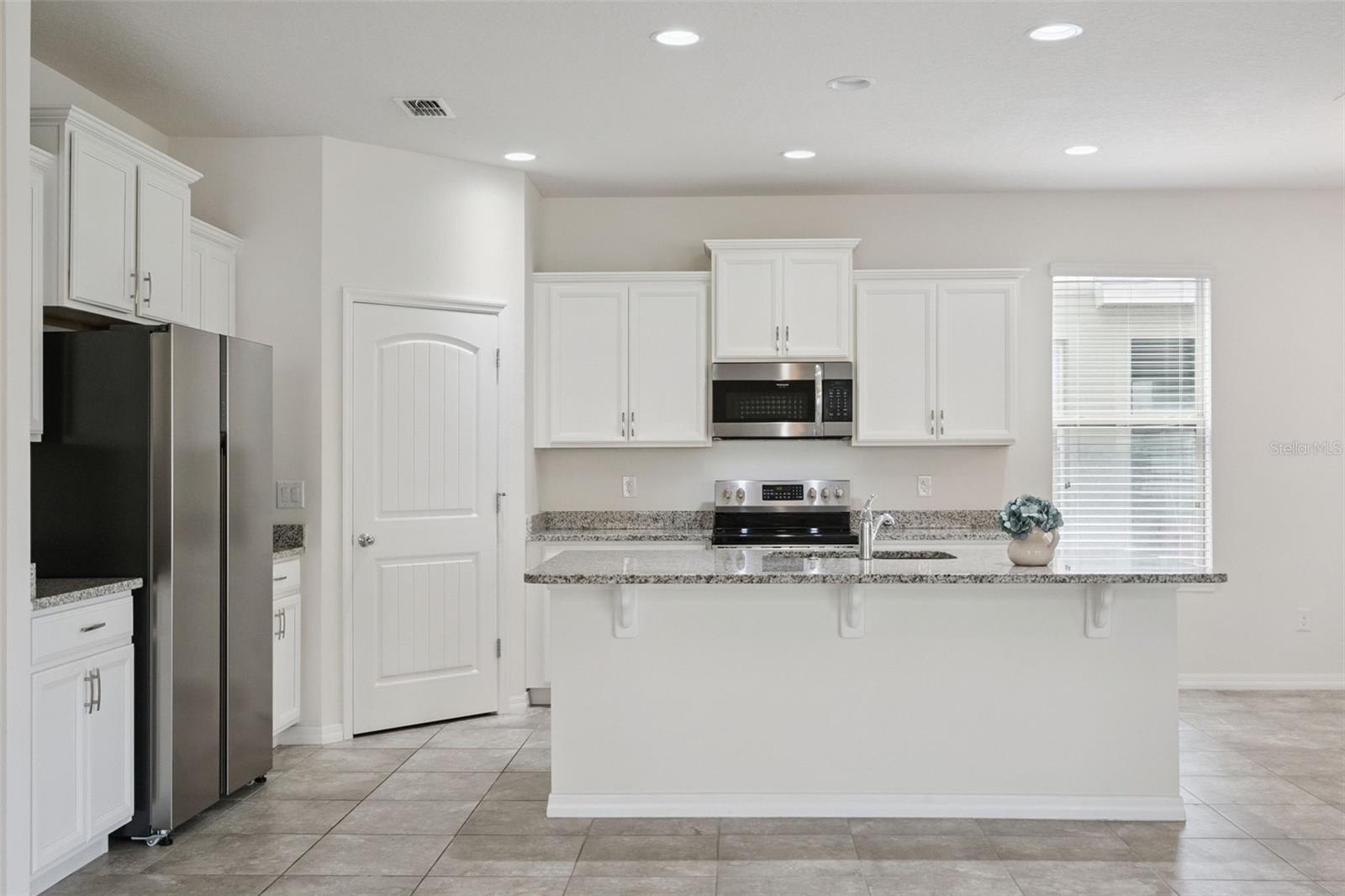 16031 PEBBLE BLUFF LOOP, WINTER GARDEN, FL, 34787