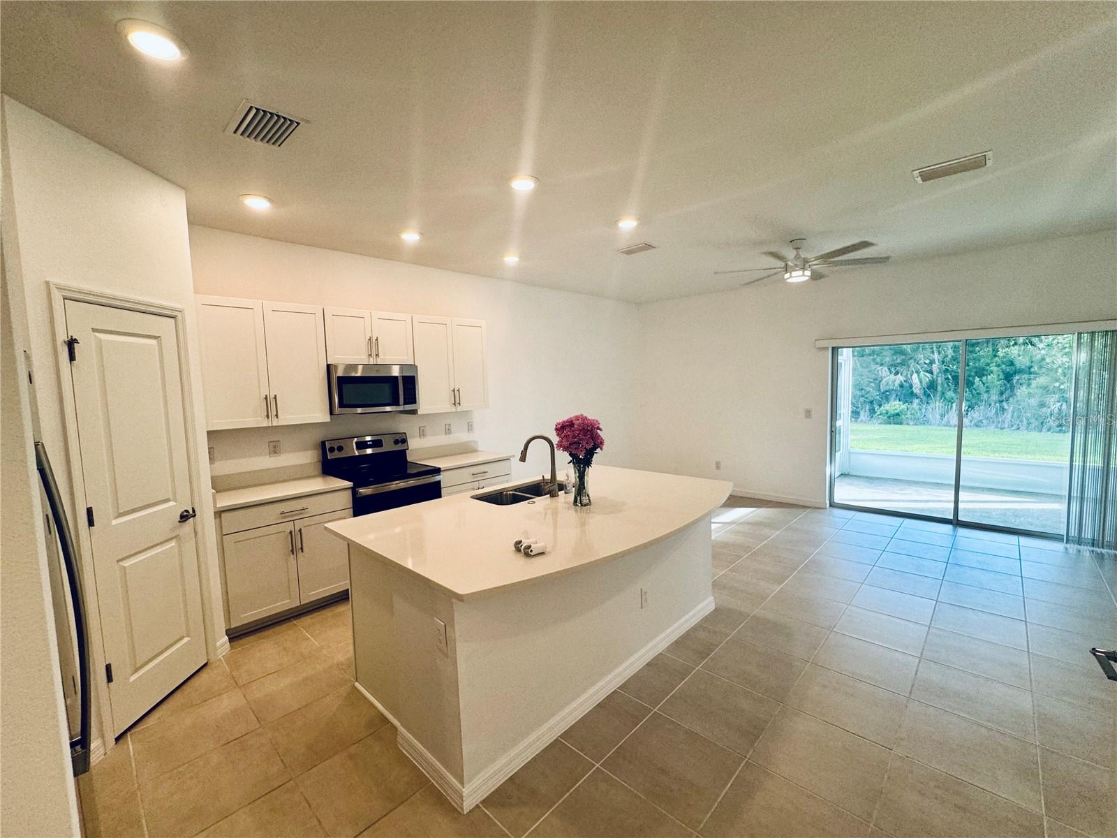 8525 LUNAR SKYE ST, SARASOTA, FL, 34241