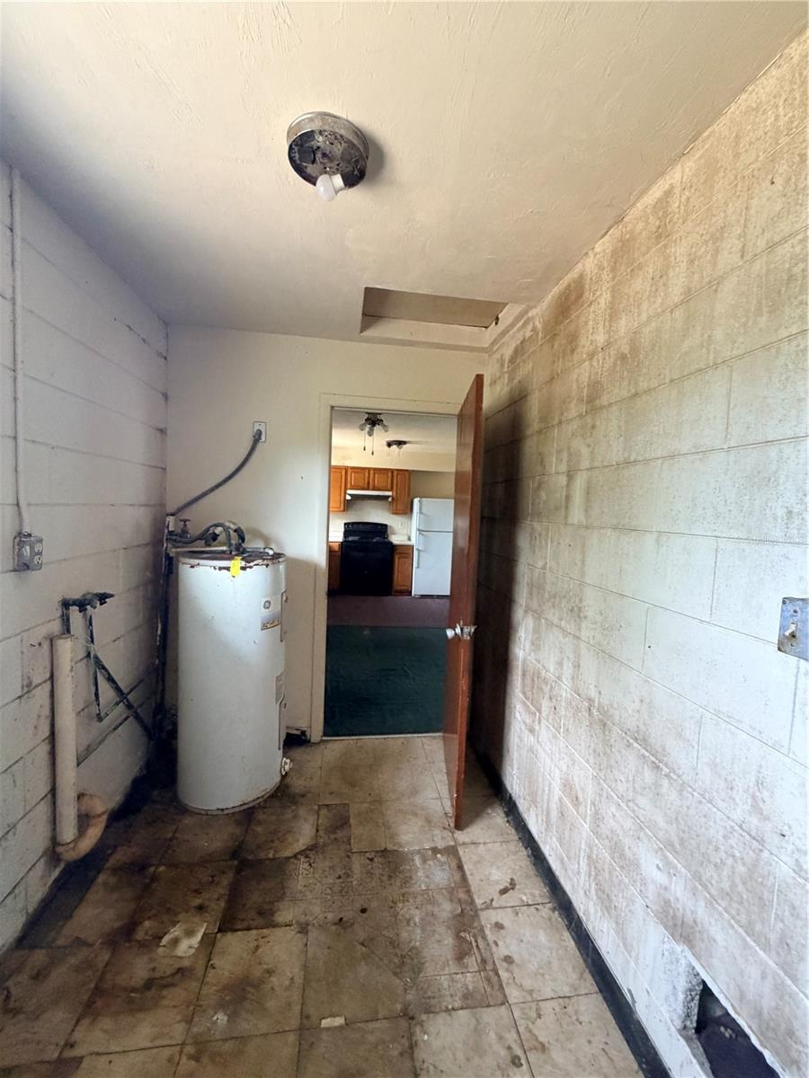 HIGHLAND PARK MANOR 04, LAKE WALES, FL, 33898