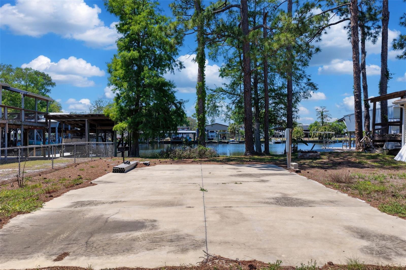 53 SE 241ST ST, SUWANNEE, FL, 32692
