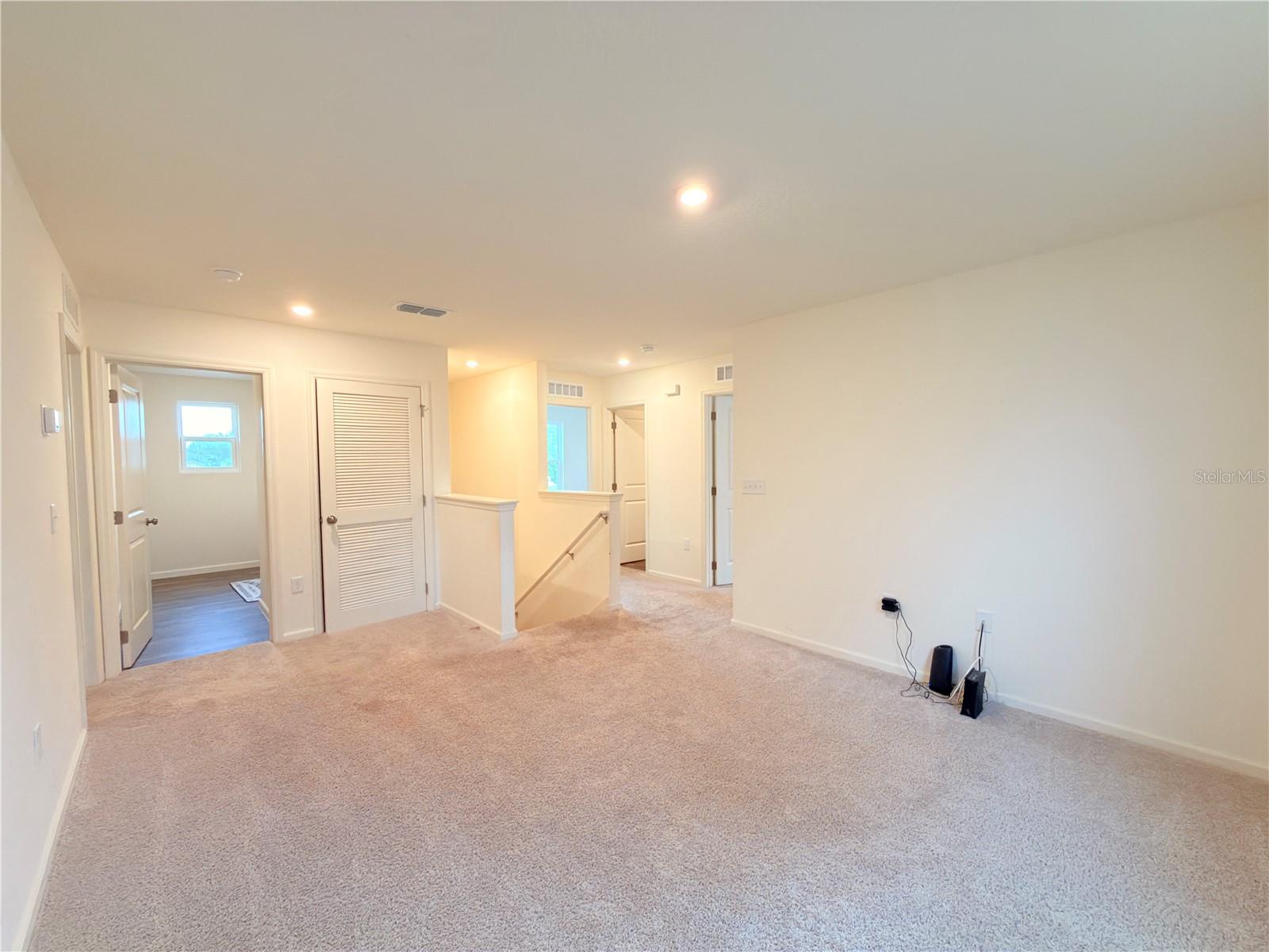733 JAMES CT, KISSIMMEE, FL, 34759