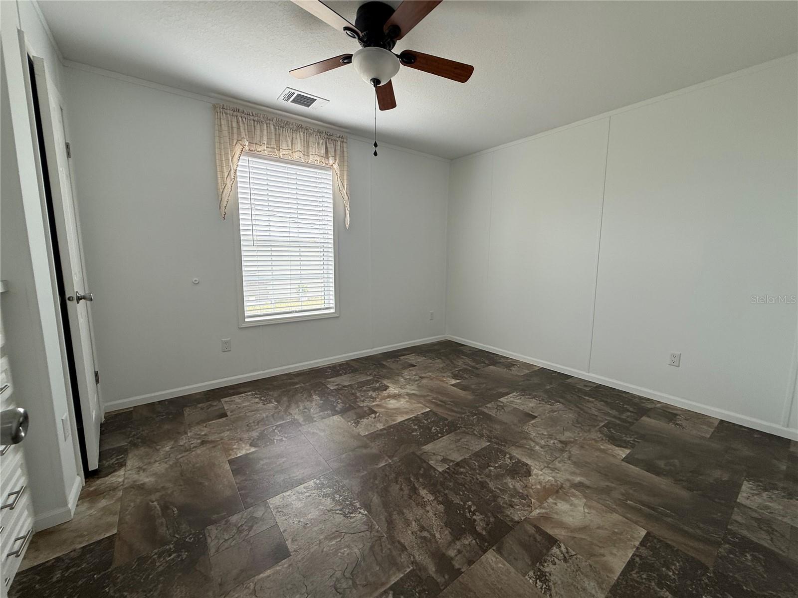 3 DATE AVE, BRADENTON, FL, 34207