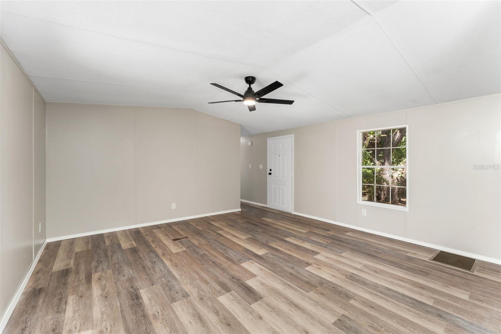 102 TREE FARM RD, HAWTHORNE, FL, 32640