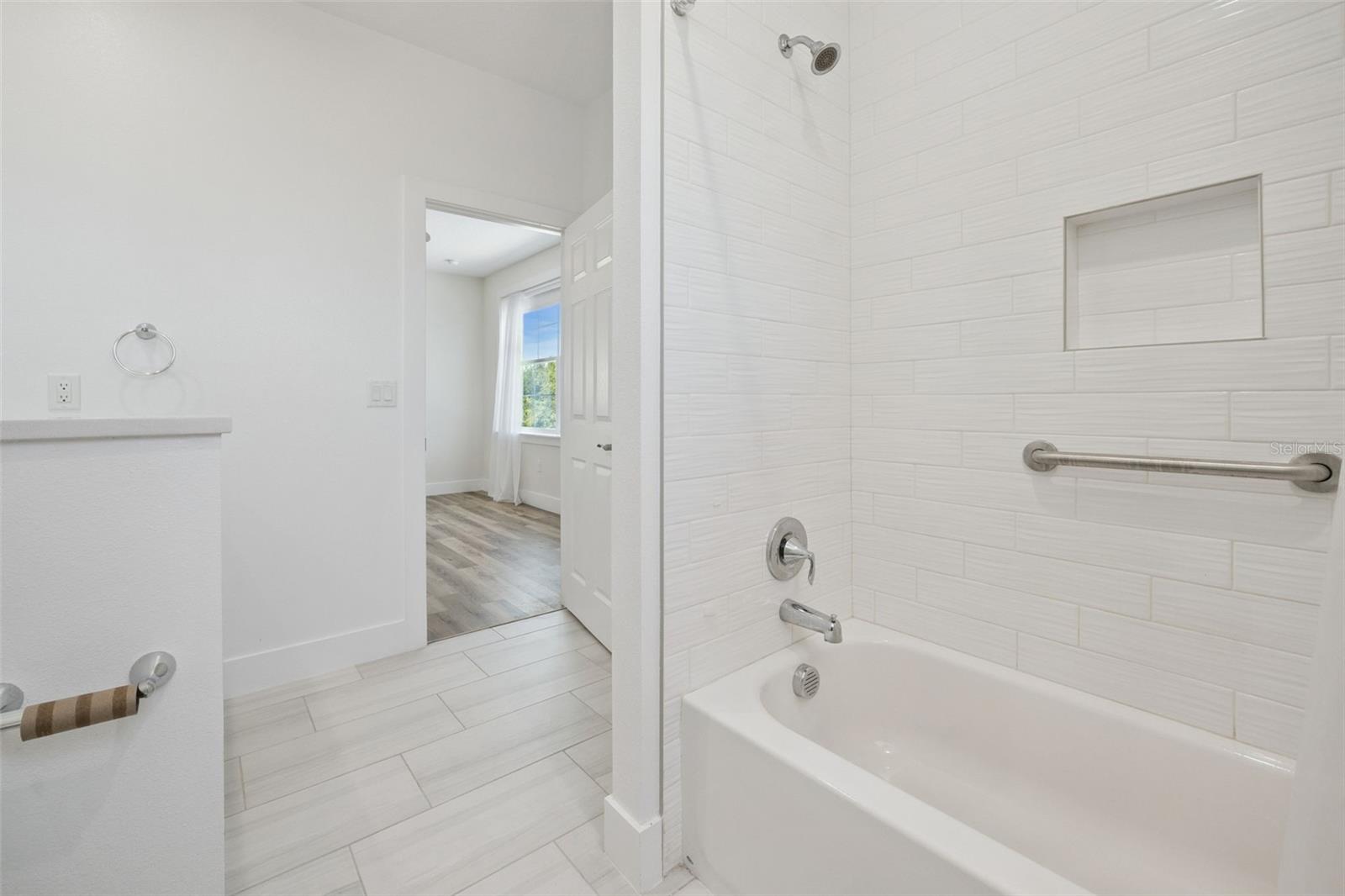 7956 LAKE NELLIE RD, CLERMONT, FL, 34714