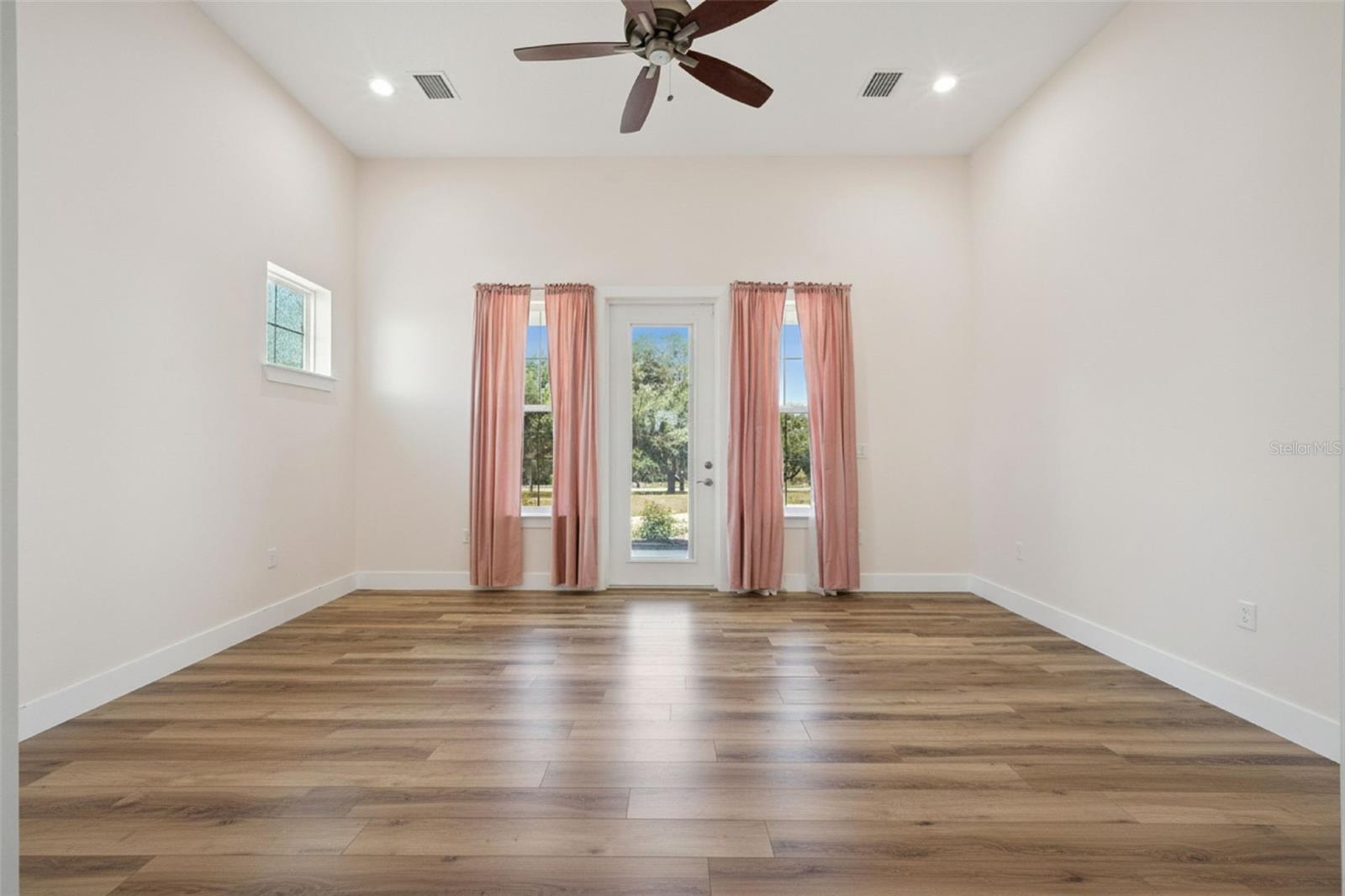 7956 LAKE NELLIE RD, CLERMONT, FL, 34714