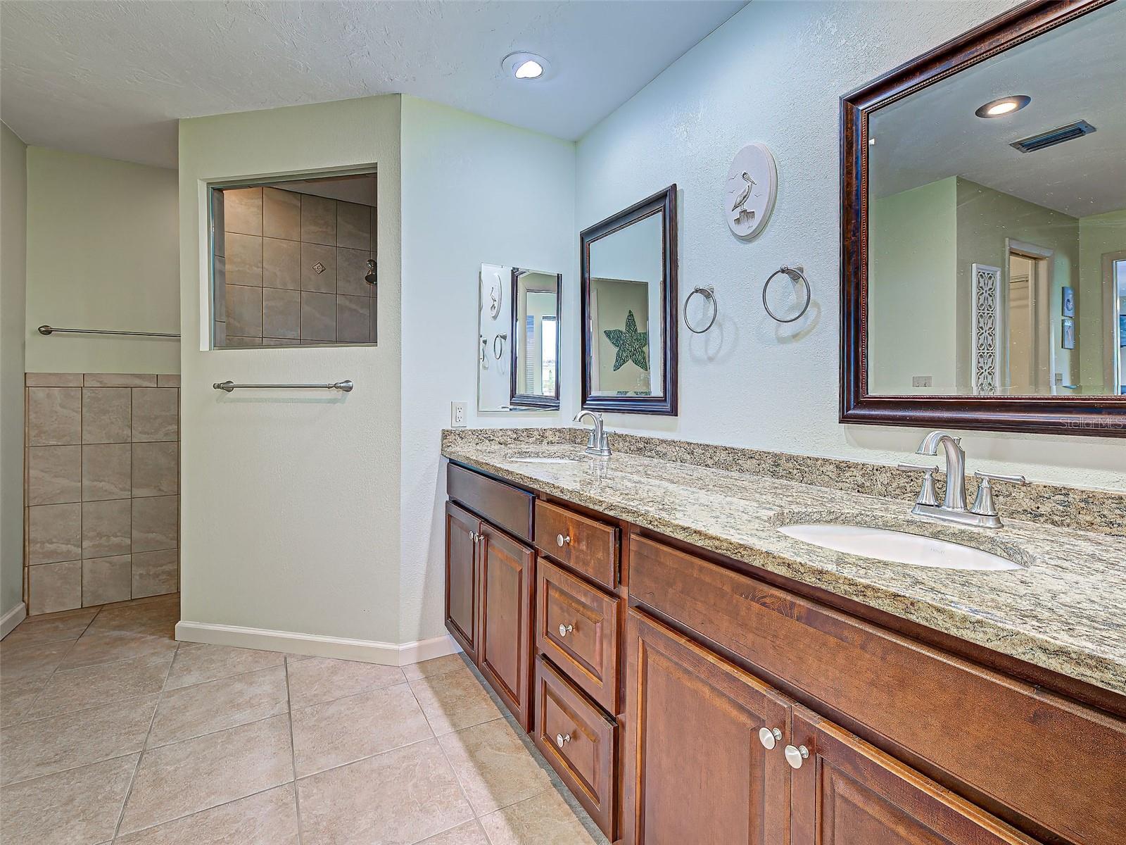 1934 PEBBLE BEACH CT, VENICE, FL, 34293
