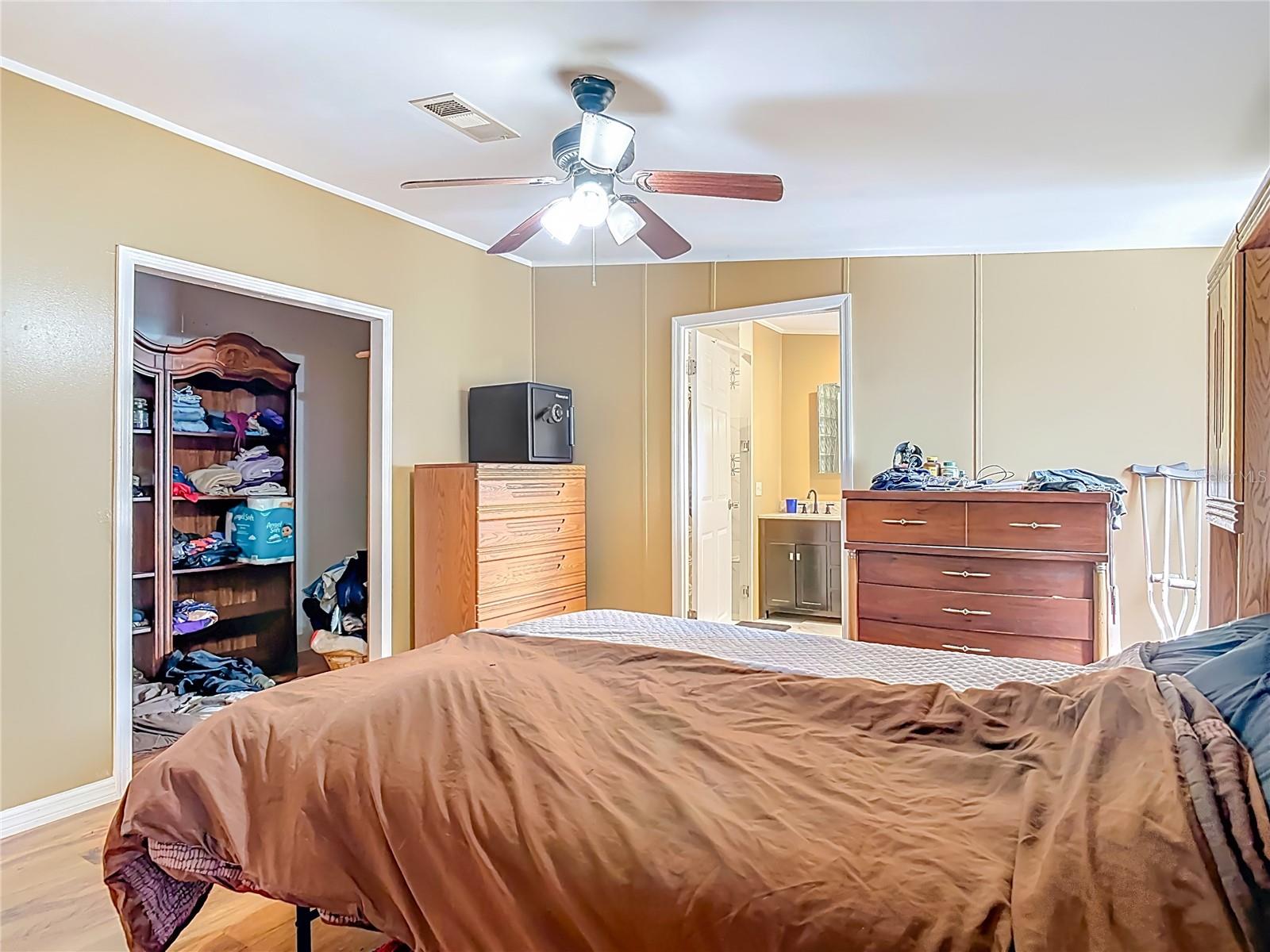 45750 PINE ST, PAISLEY, FL, 32767