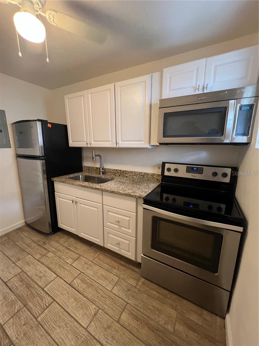 611 AVENUE S NE, WINTER HAVEN, FL, 33881