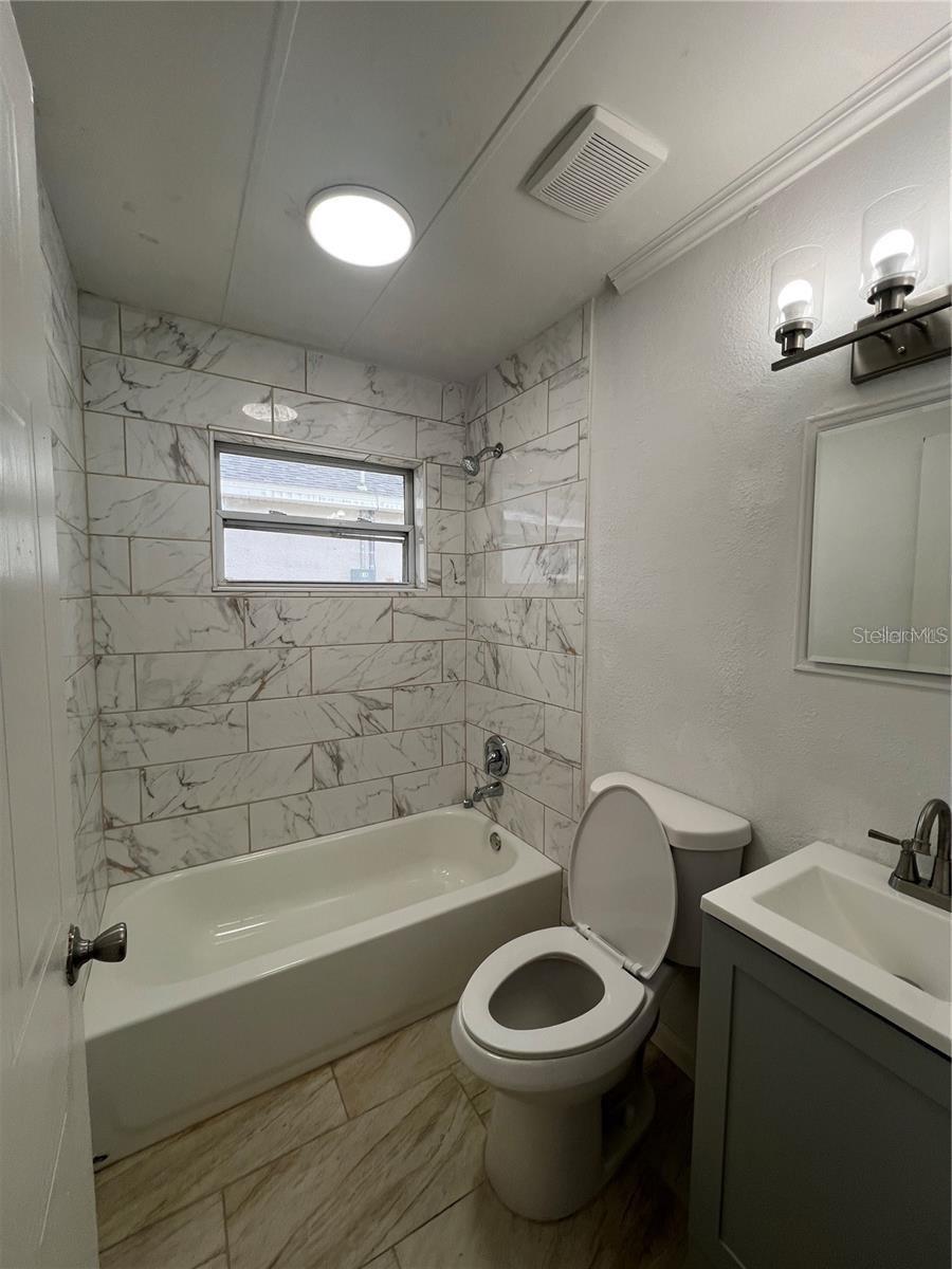 611 AVENUE S NE, WINTER HAVEN, FL, 33881