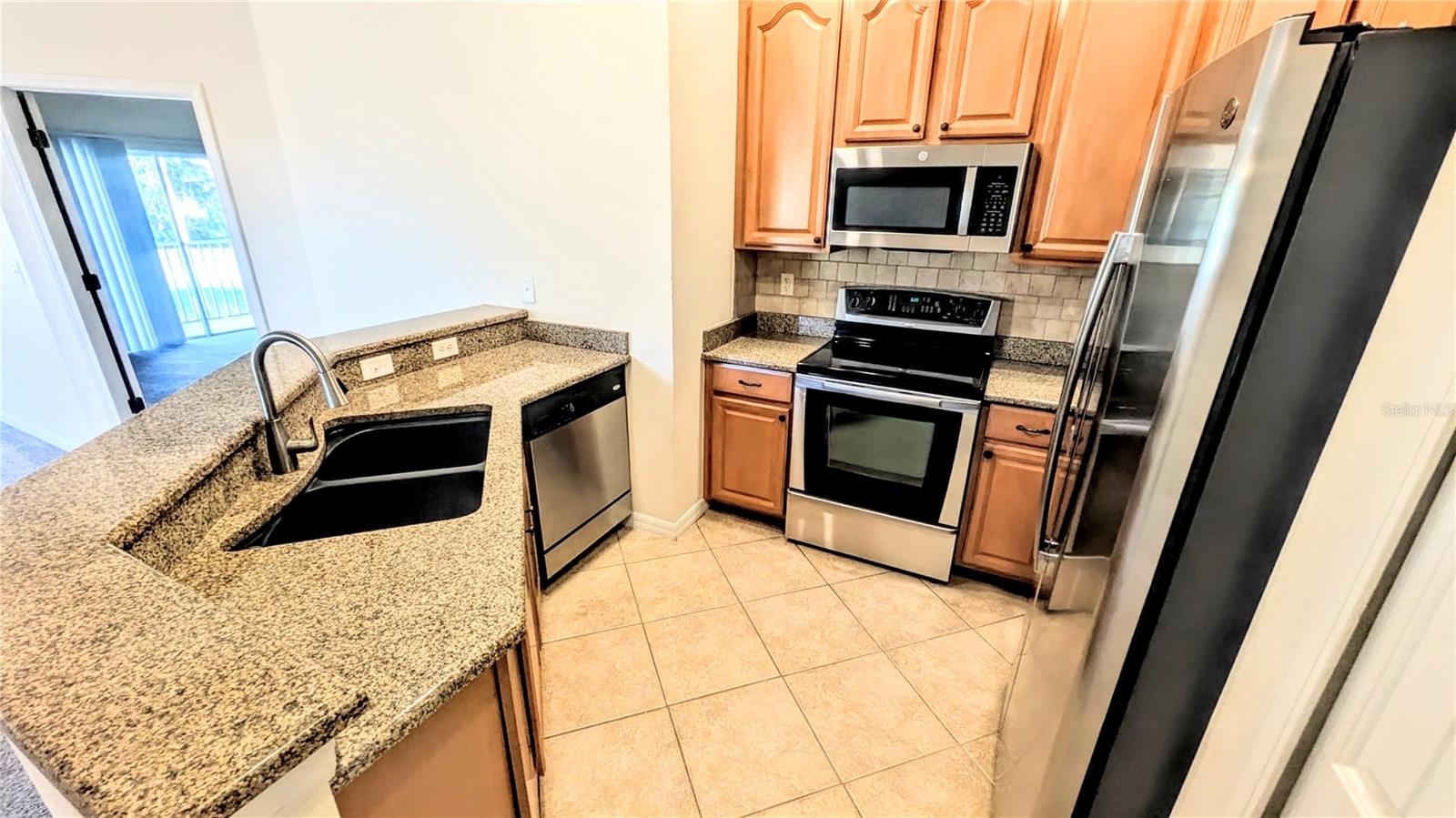 3711 PARKRIDGE CIR #6-201, SARASOTA, FL, 34243
