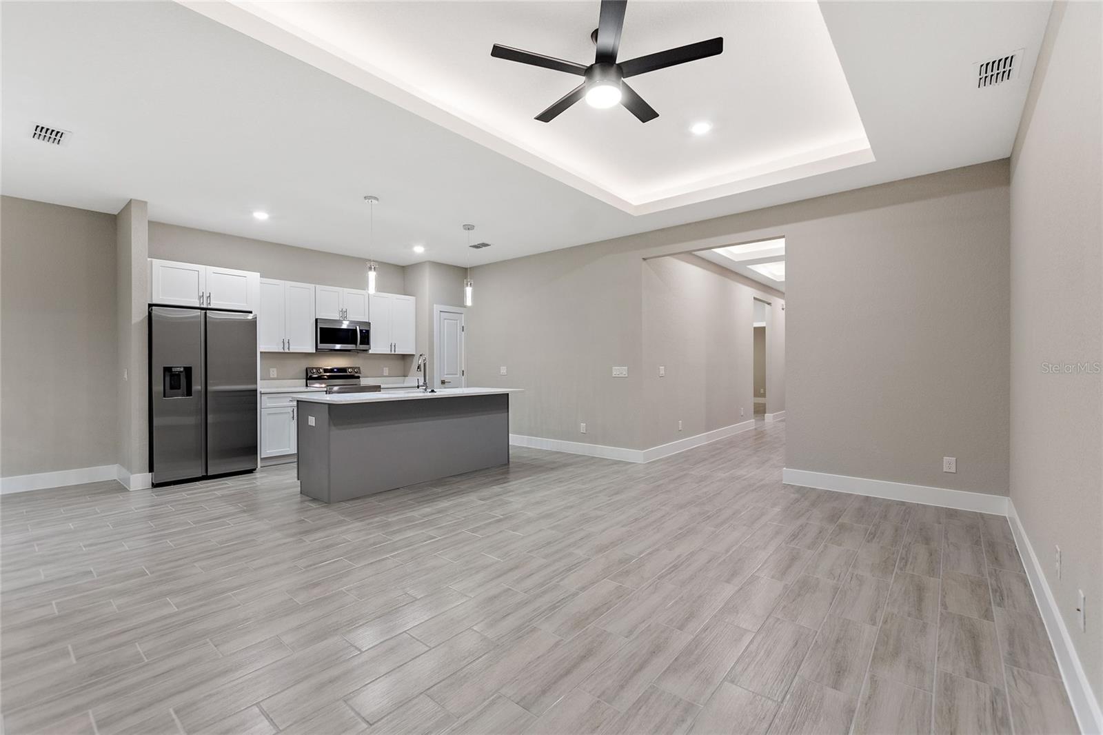 330 ROYAL PALM WAY, WINTER HAVEN, FL, 33881