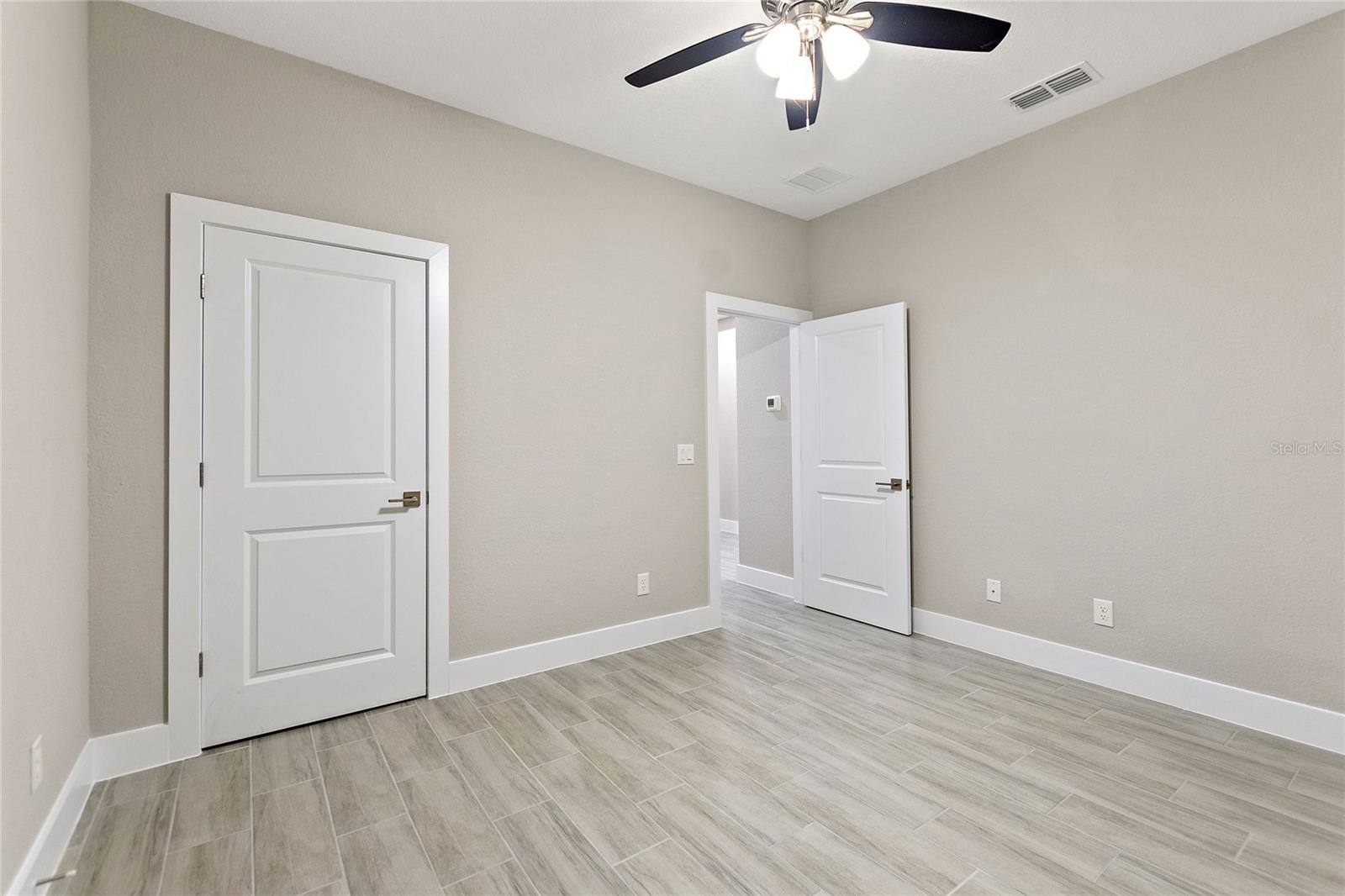 330 ROYAL PALM WAY, WINTER HAVEN, FL, 33881