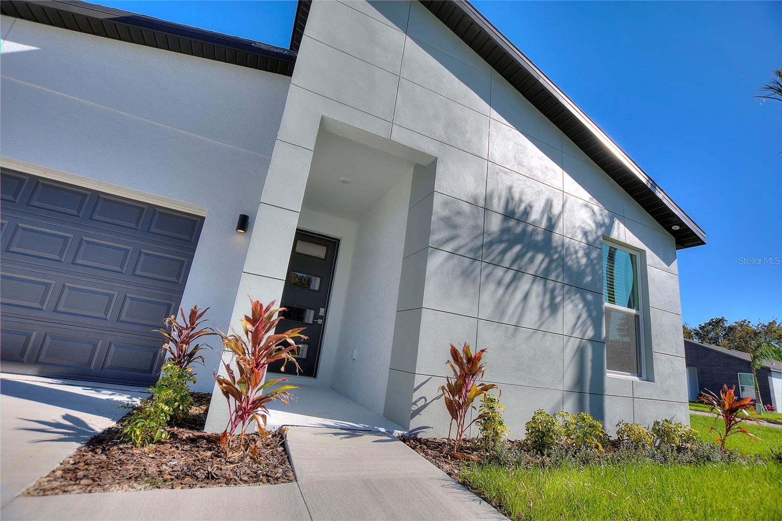 330 ROYAL PALM WAY, WINTER HAVEN, FL, 33881