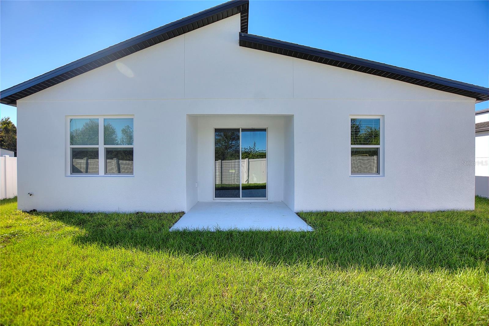 330 ROYAL PALM WAY, WINTER HAVEN, FL, 33881