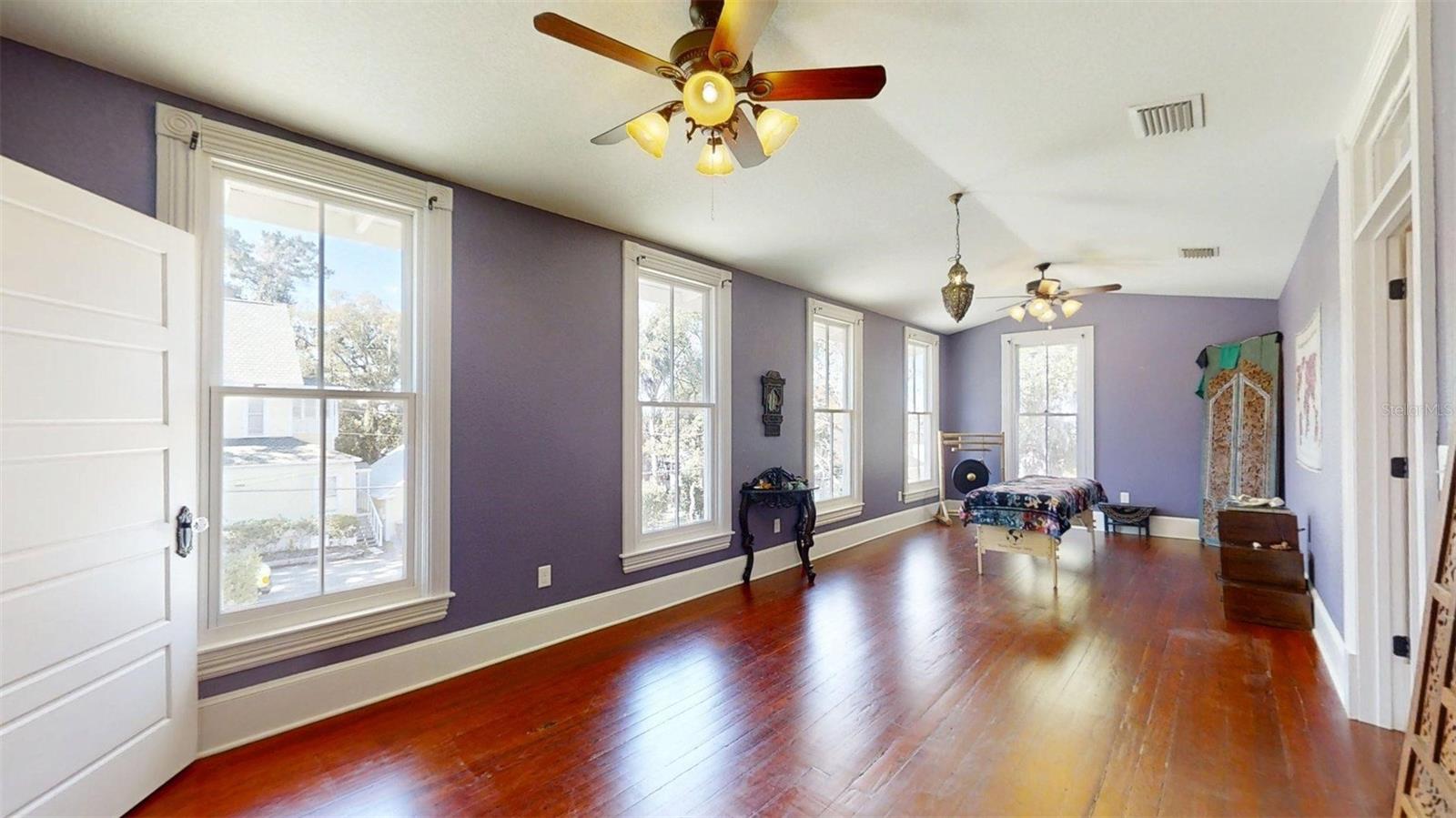 805 E FORT KING ST, OCALA, FL, 34471