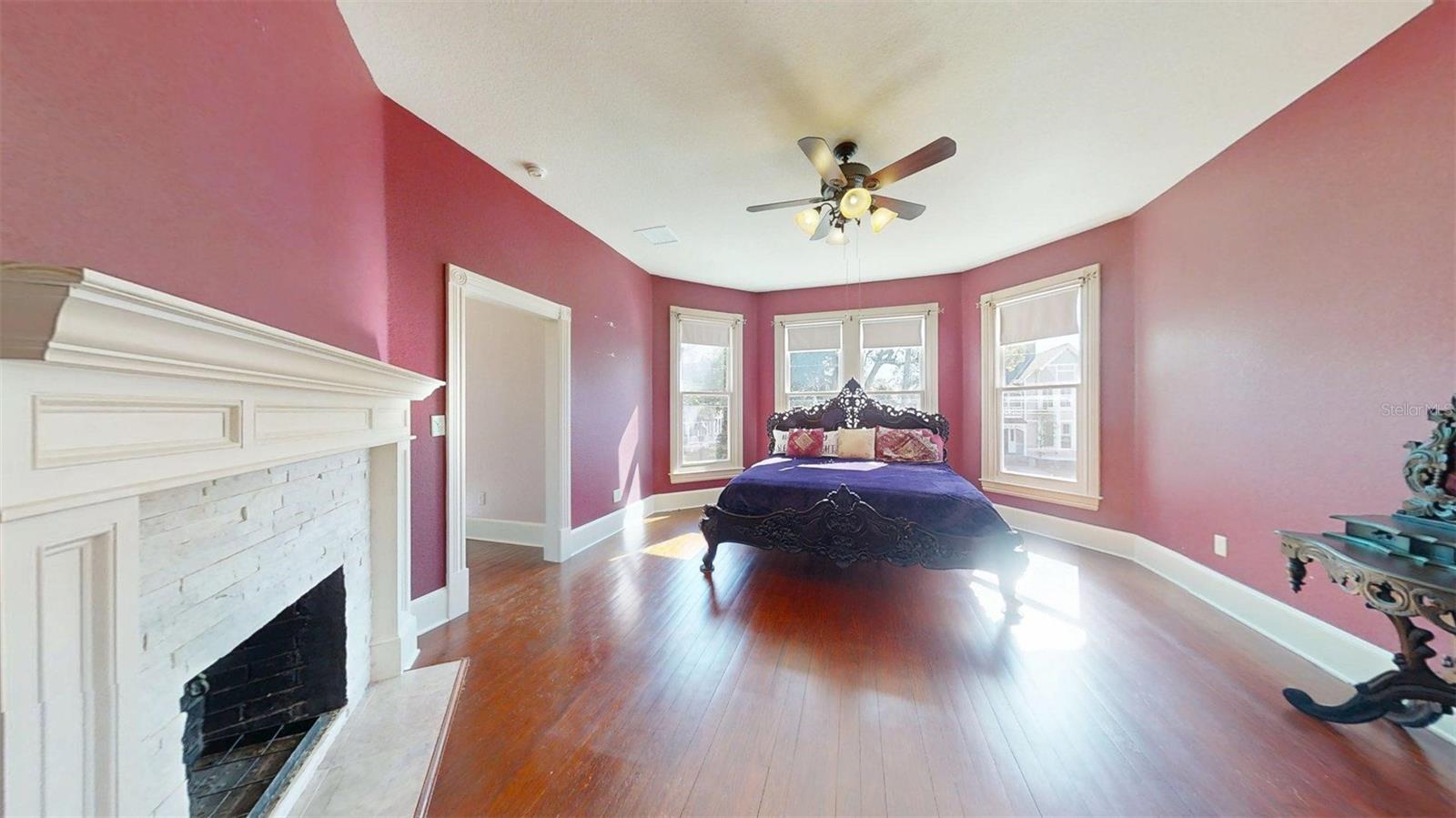 805 E FORT KING ST, OCALA, FL, 34471
