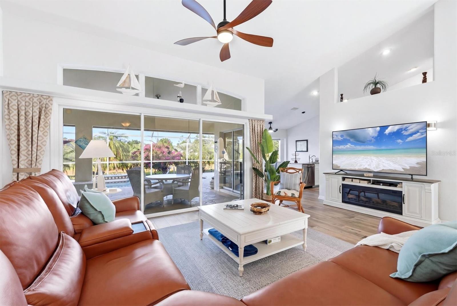 682 BOUNDARY BLVD, ROTONDA WEST, FL, 33947