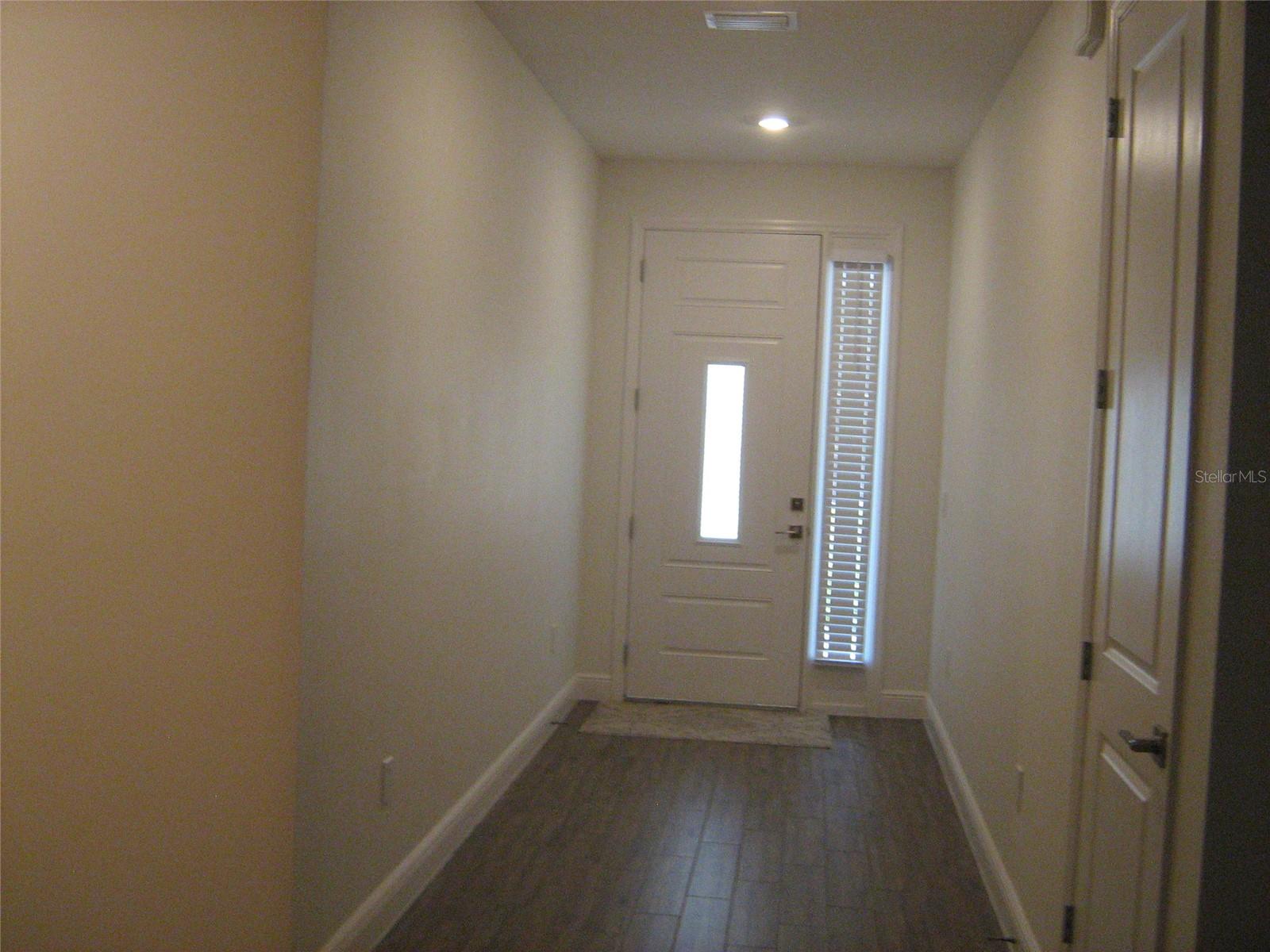 535 DOWLING CIR, LADY LAKE, FL, 32159