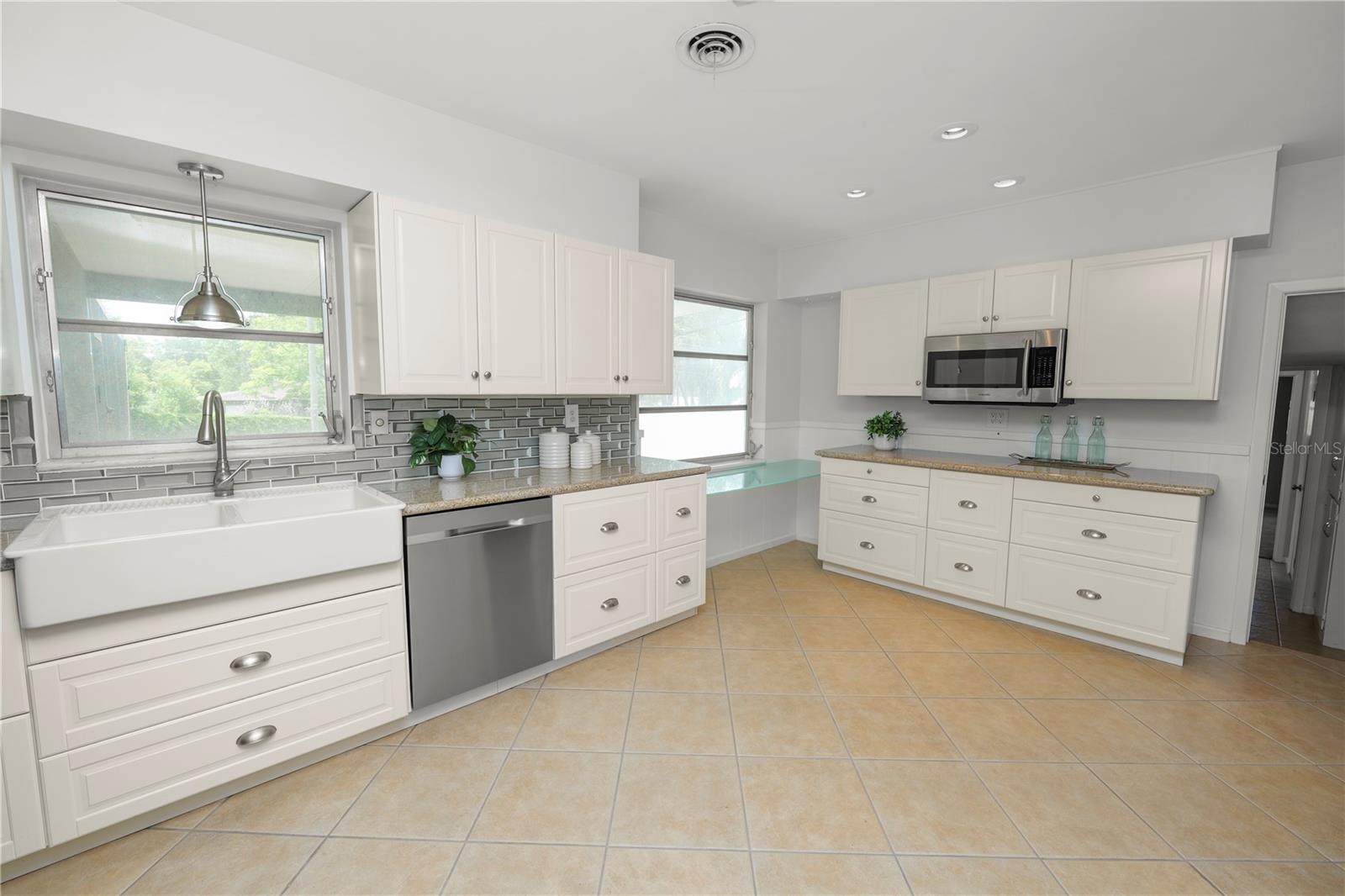 2215 WOODBINE AVE, LAKELAND, FL, 33803