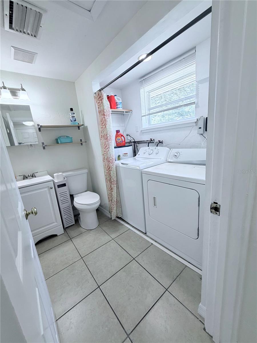3219 CAMBRIDGE DR, SARASOTA, FL, 34232