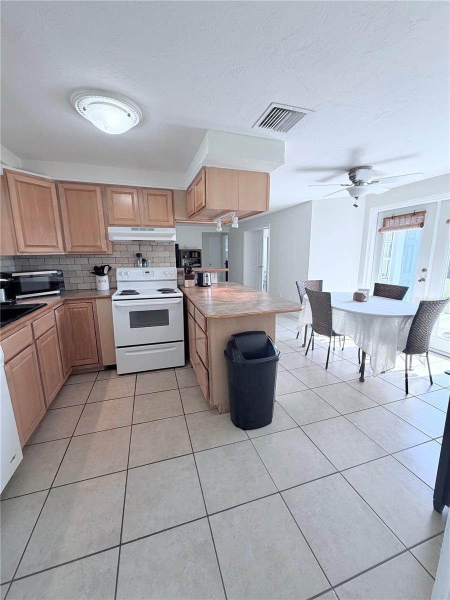 3219 CAMBRIDGE DR, SARASOTA, FL, 34232