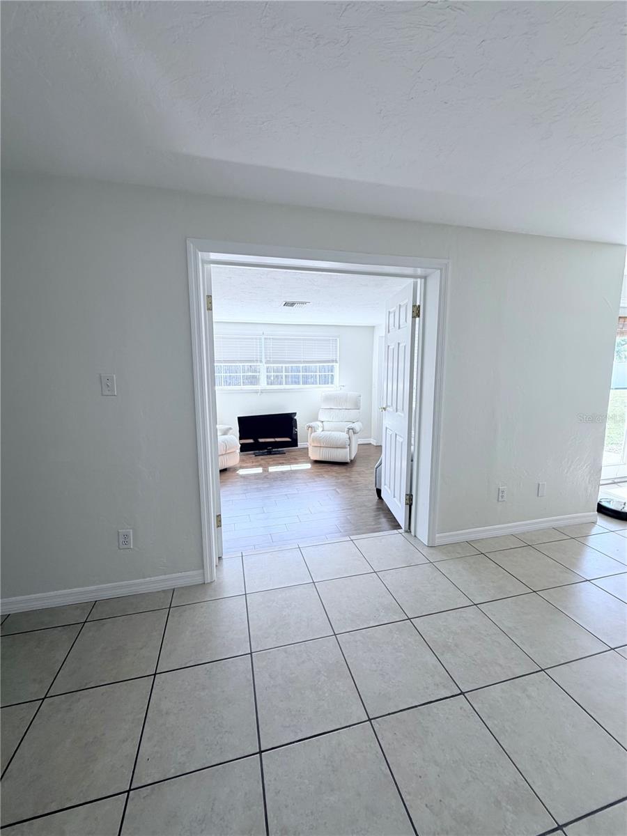 3219 CAMBRIDGE DR, SARASOTA, FL, 34232