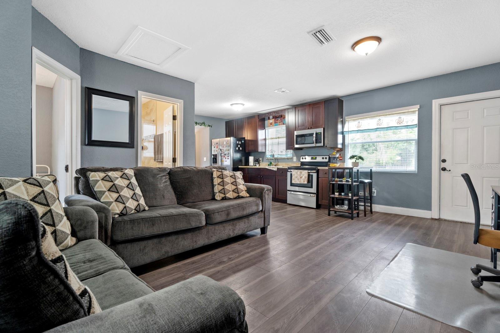 2418 SOUTH 69TH, TAMPA, FL, 33619