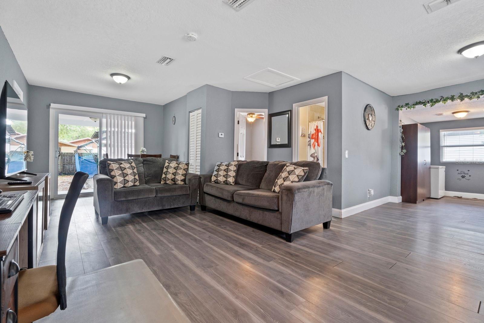 2418 SOUTH 69TH, TAMPA, FL, 33619