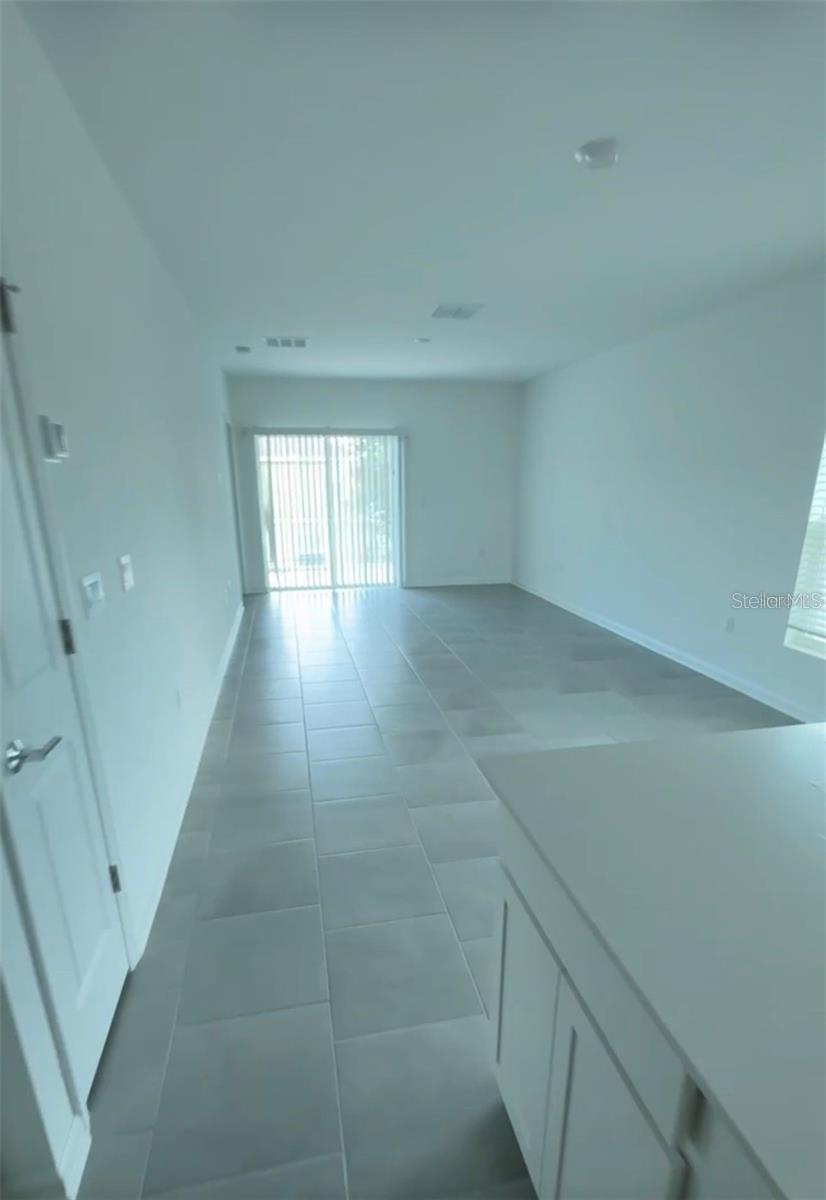 2002 PUNCH BOWL AVE, DAVENPORT, FL, 33837