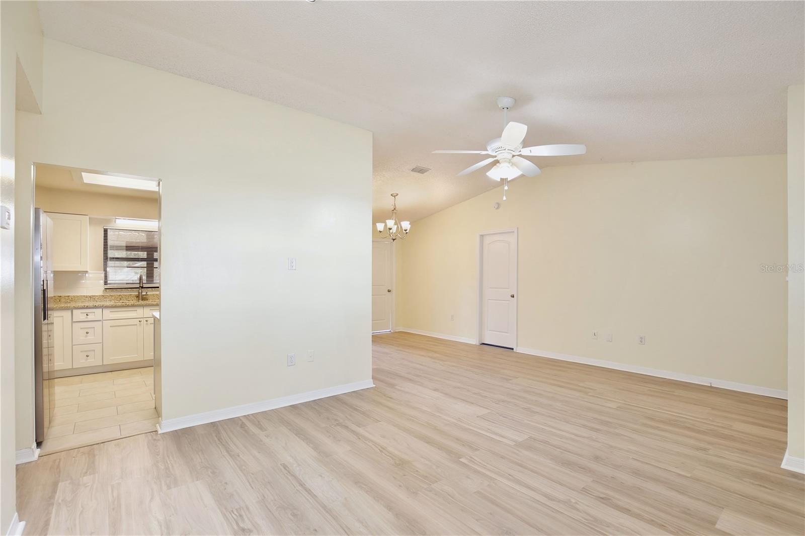613 YORKTOWN DR, LEESBURG, FL, 34748
