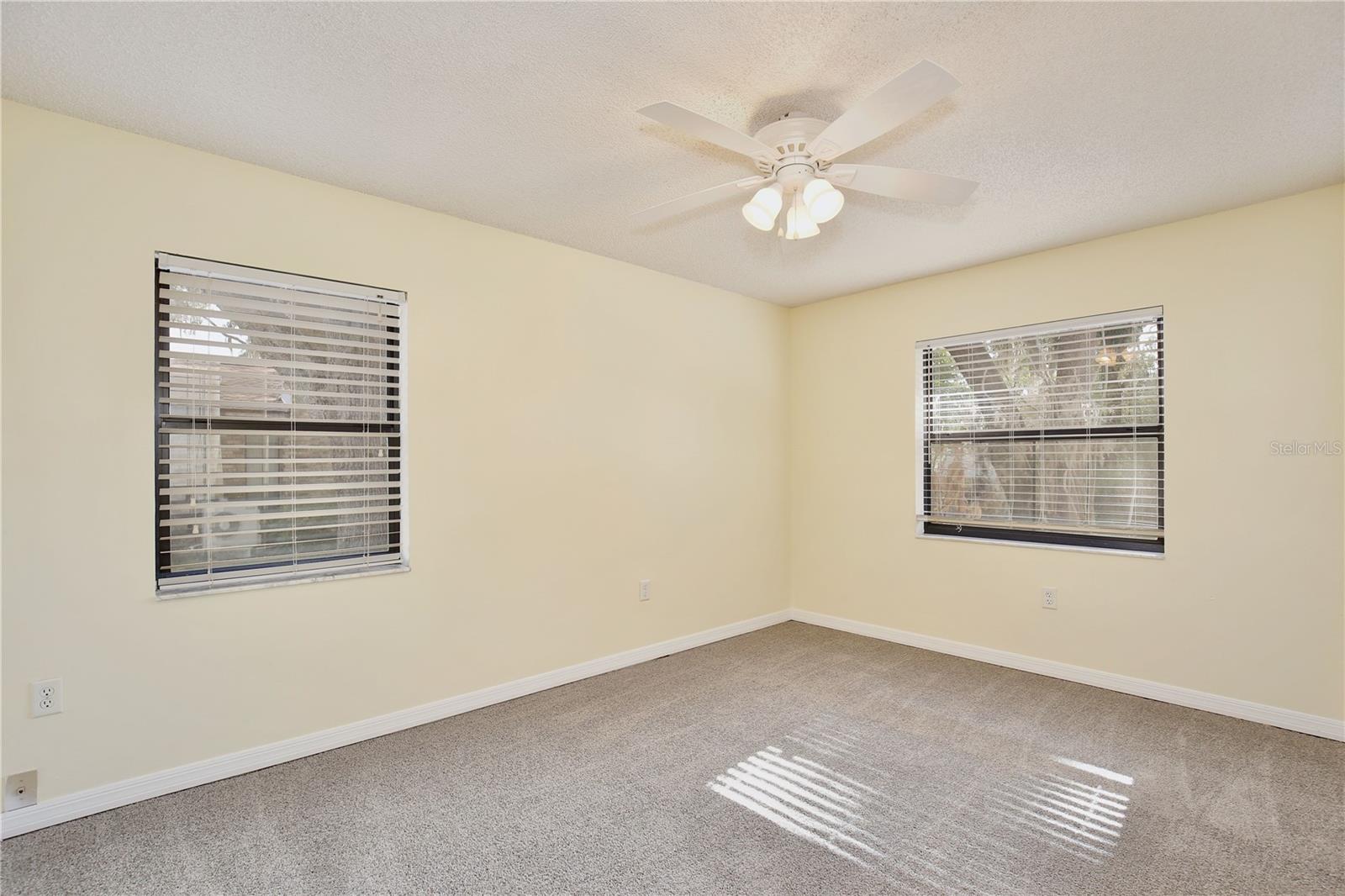613 YORKTOWN DR, LEESBURG, FL, 34748