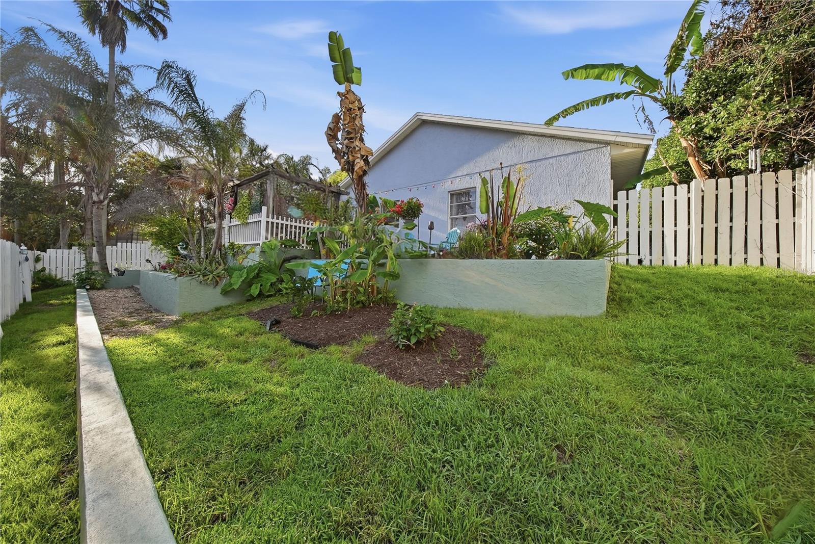 2009 RIVER PARK CT, VALRICO, FL, 33596