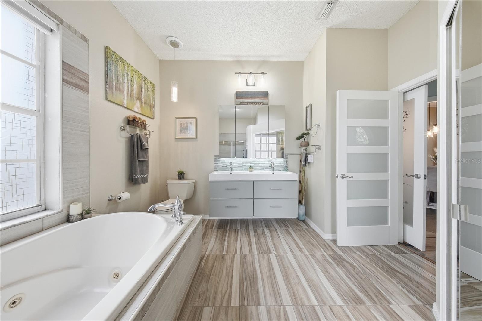 2009 RIVER PARK CT, VALRICO, FL, 33596
