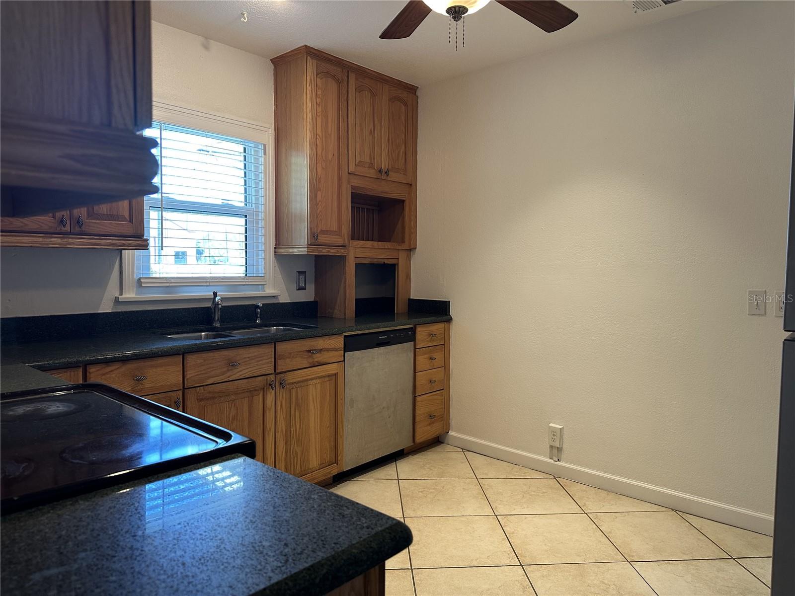 3750 4TH AVE N, ST PETERSBURG, FL, 33713