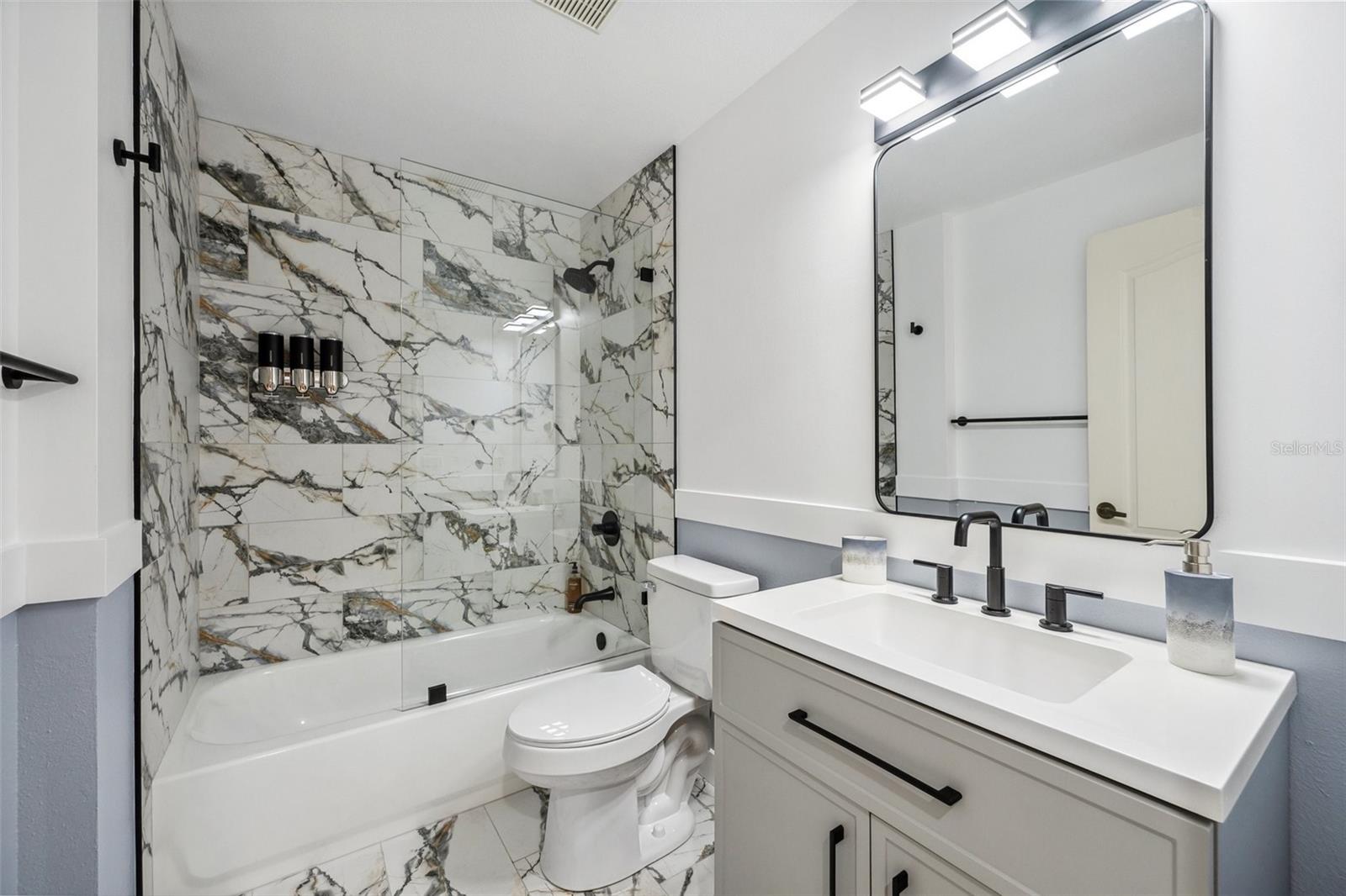 9611 CASTLE POINT DR #912, SARASOTA, FL, 34238