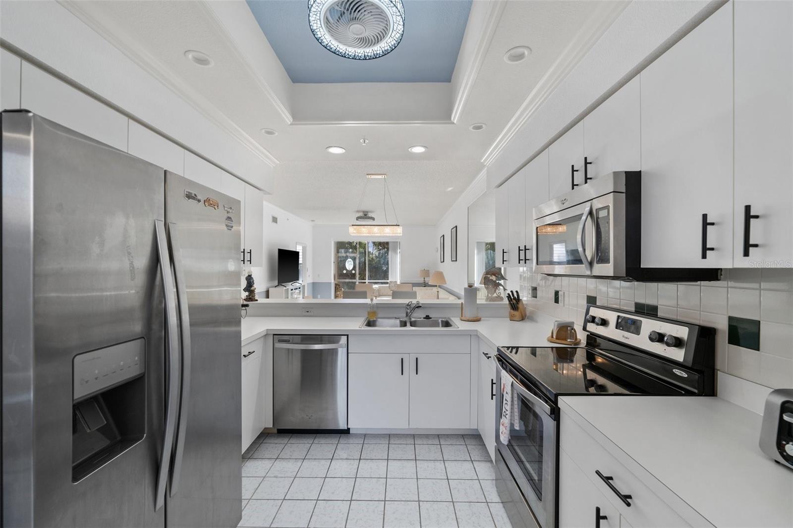 9611 CASTLE POINT DR #912, SARASOTA, FL, 34238