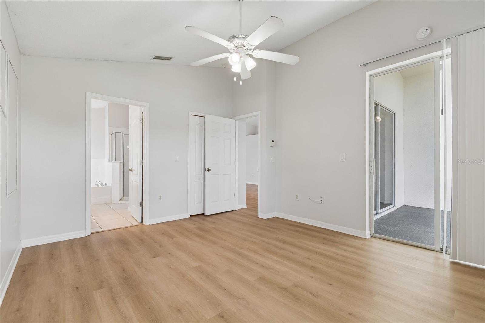 2222 ROANOKE SPRINGS DR, RUSKIN, FL, 33570