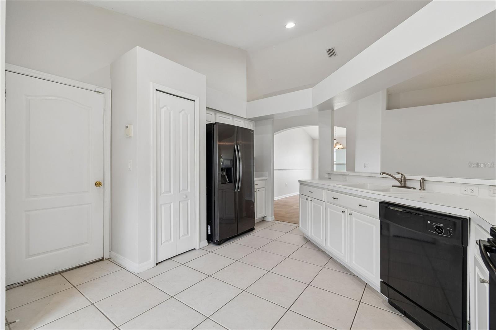 2222 ROANOKE SPRINGS DR, RUSKIN, FL, 33570