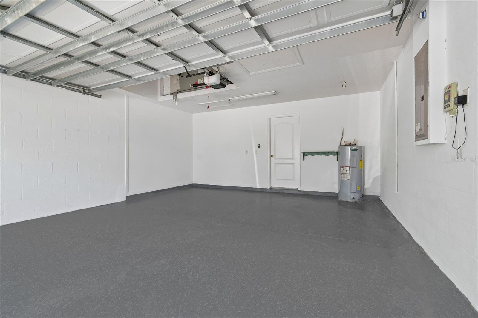 2222 ROANOKE SPRINGS DR, RUSKIN, FL, 33570
