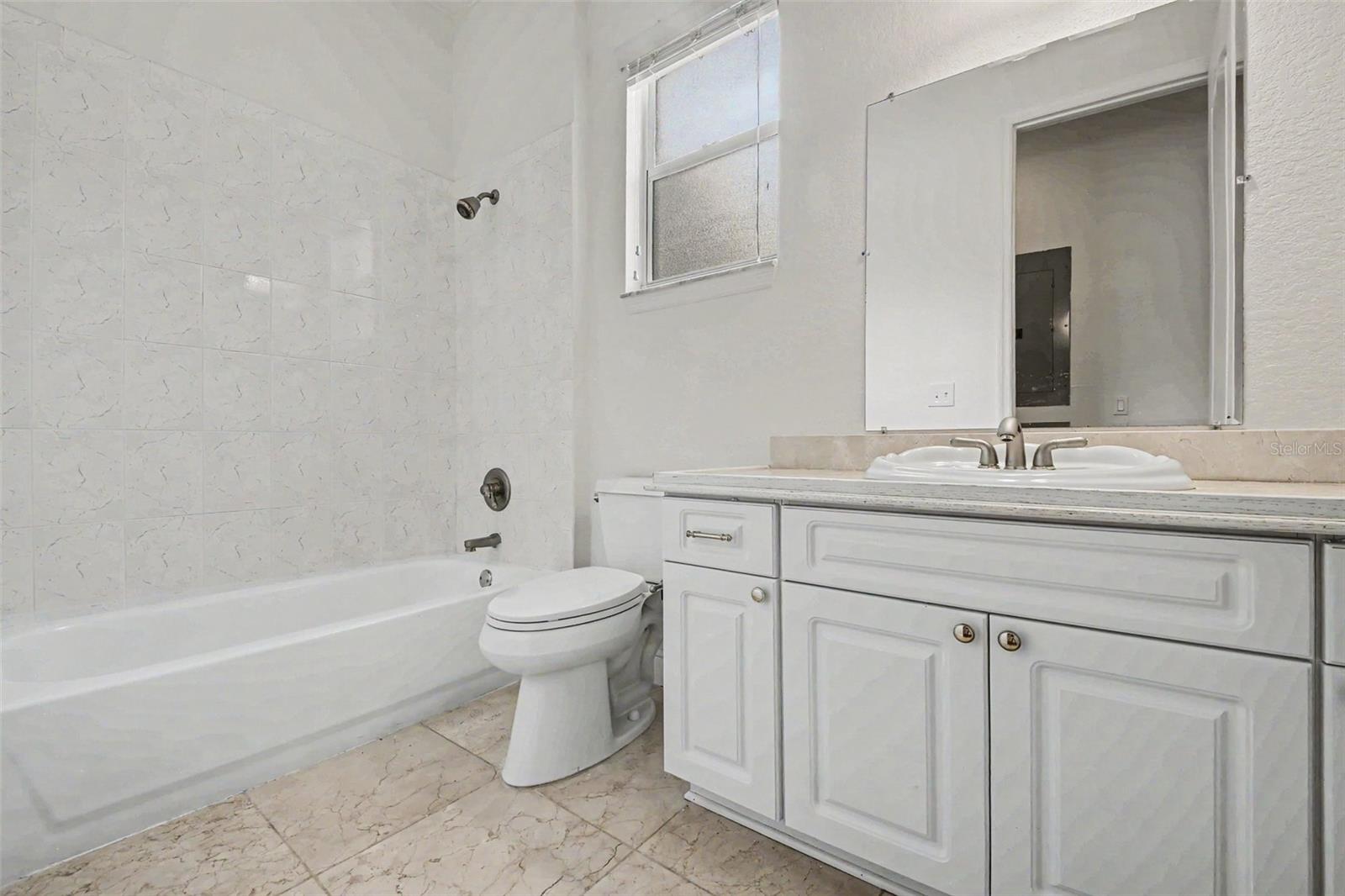 3020 N TANNER RD, ORLANDO, FL, 32826