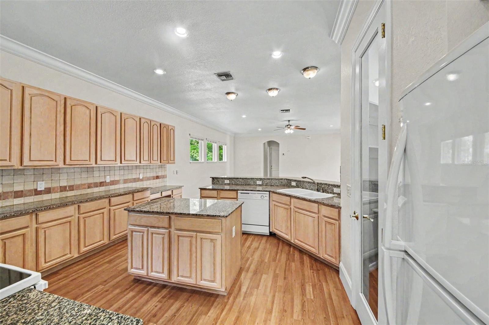 3020 N TANNER RD, ORLANDO, FL, 32826