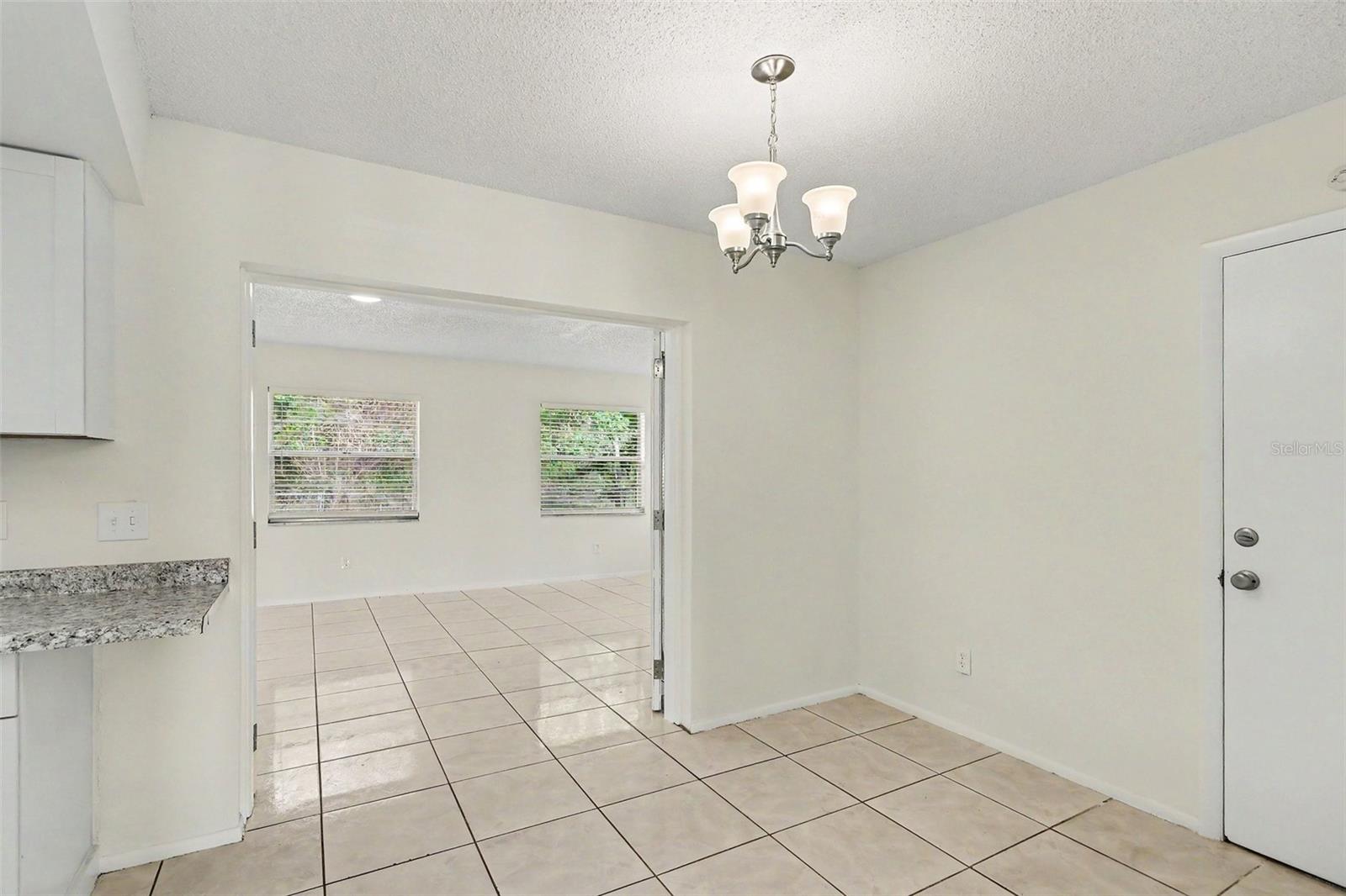 136 W CEDARWOOD CIR, KISSIMMEE, FL, 34743