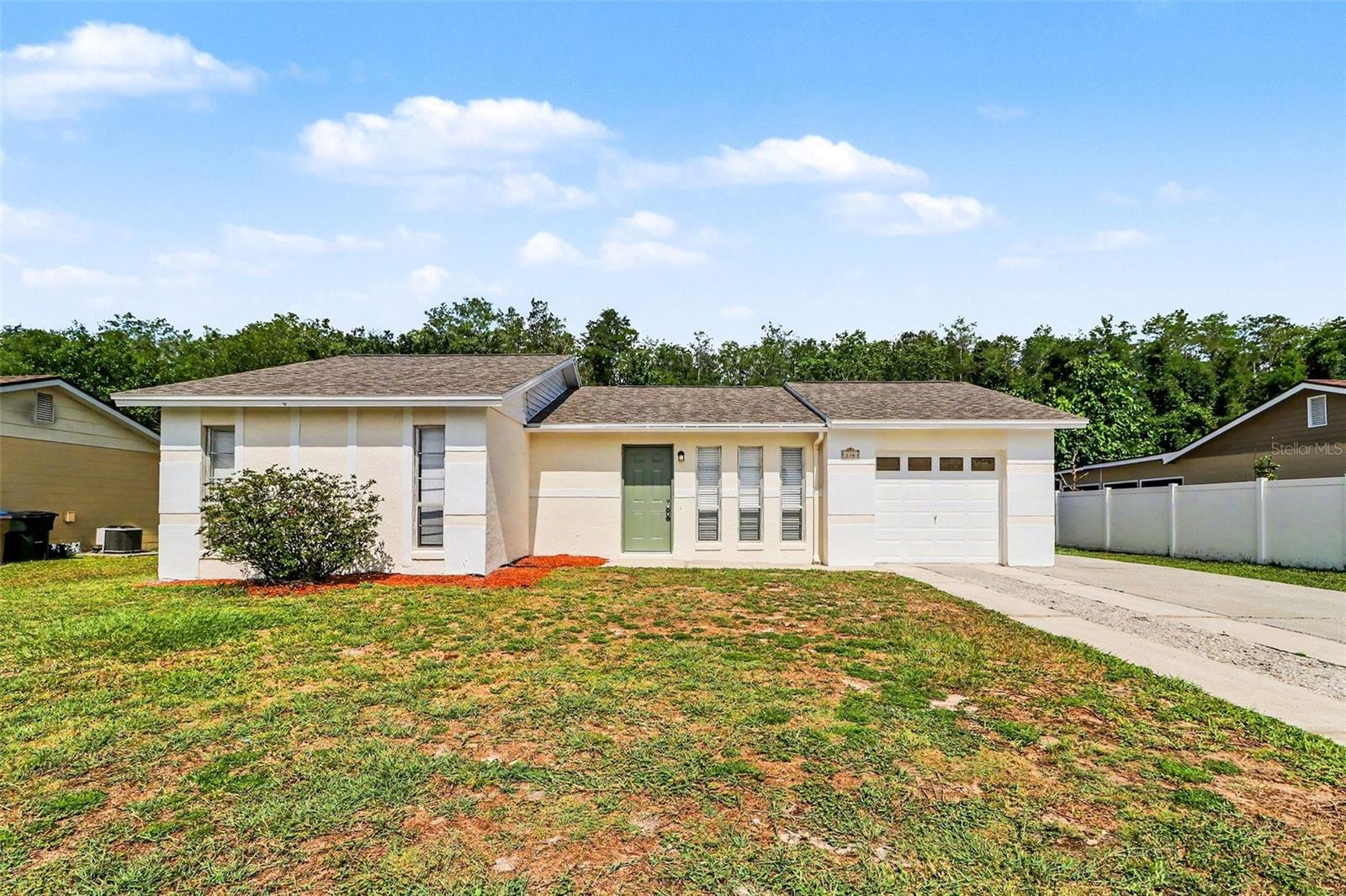 136 W CEDARWOOD CIR, KISSIMMEE, FL, 34743