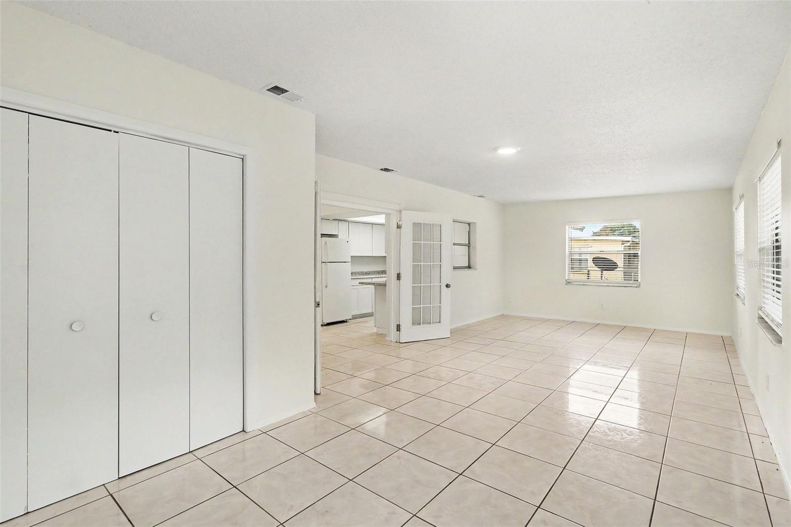 136 W CEDARWOOD CIR, KISSIMMEE, FL, 34743