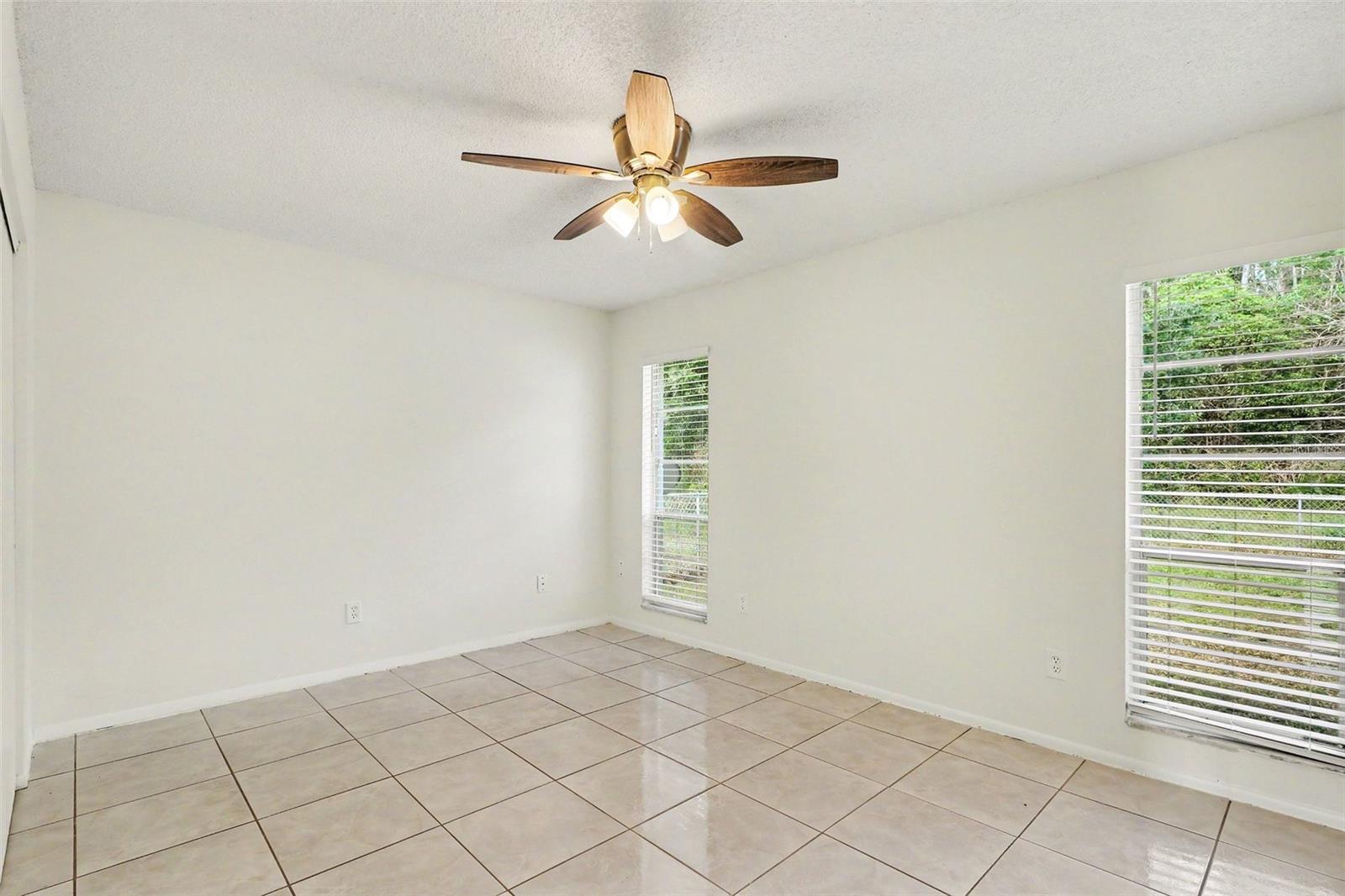 136 W CEDARWOOD CIR, KISSIMMEE, FL, 34743